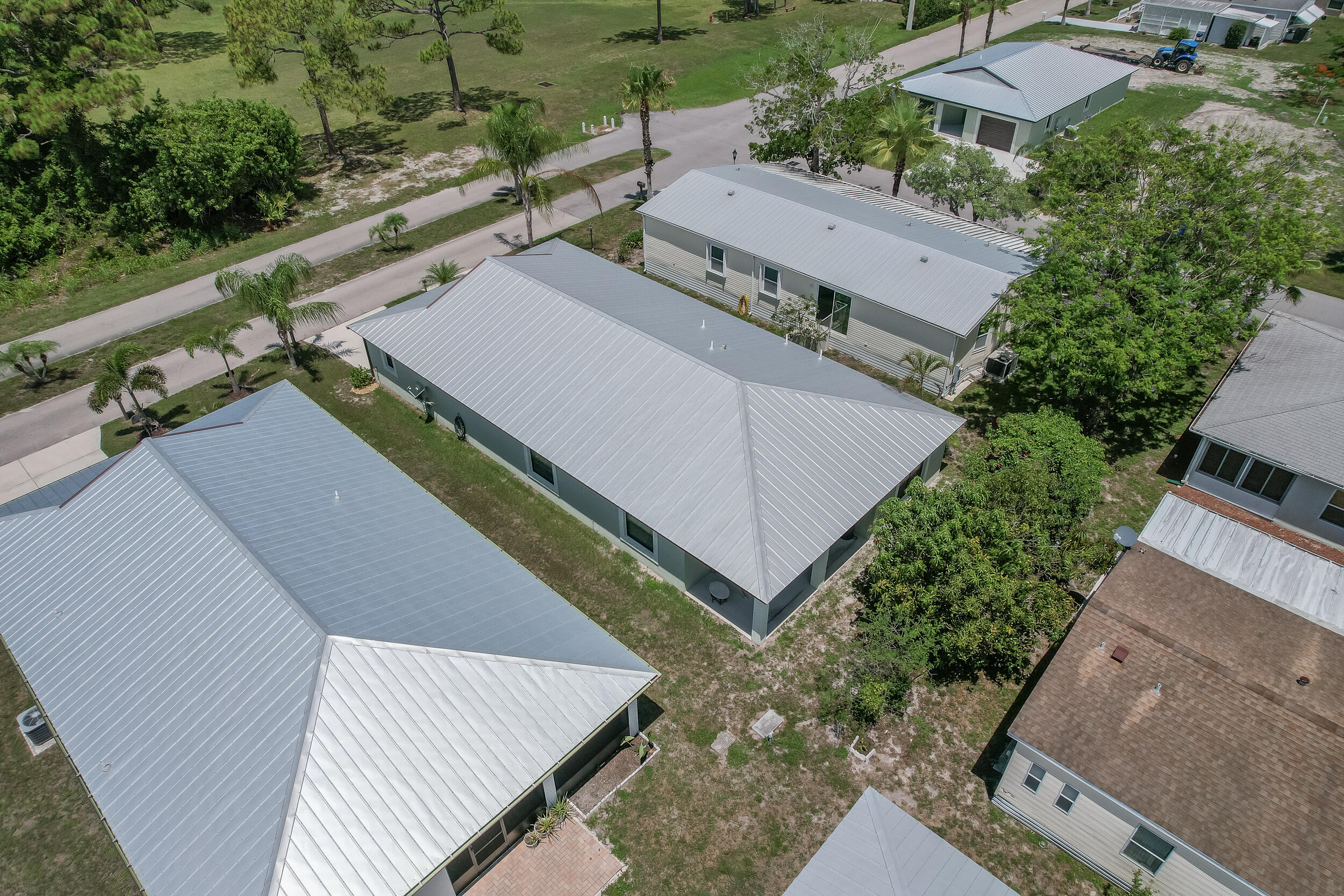 SPANISH LAKES ONE LEASEHOLD ESTATES - Residential