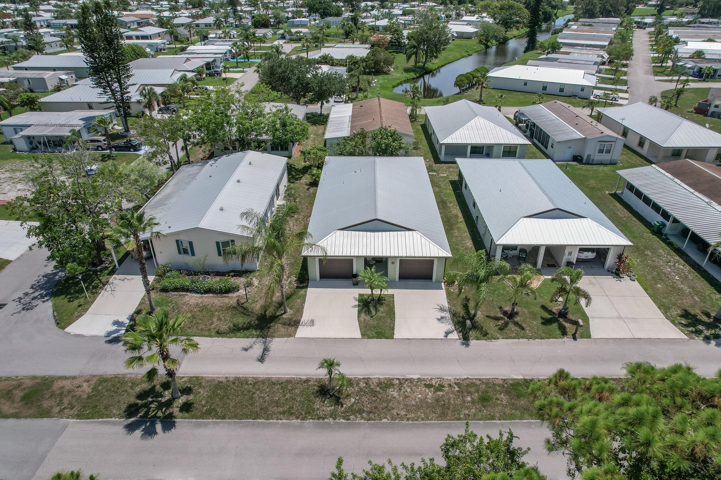 SPANISH LAKES ONE LEASEHOLD ESTATES - Residential
