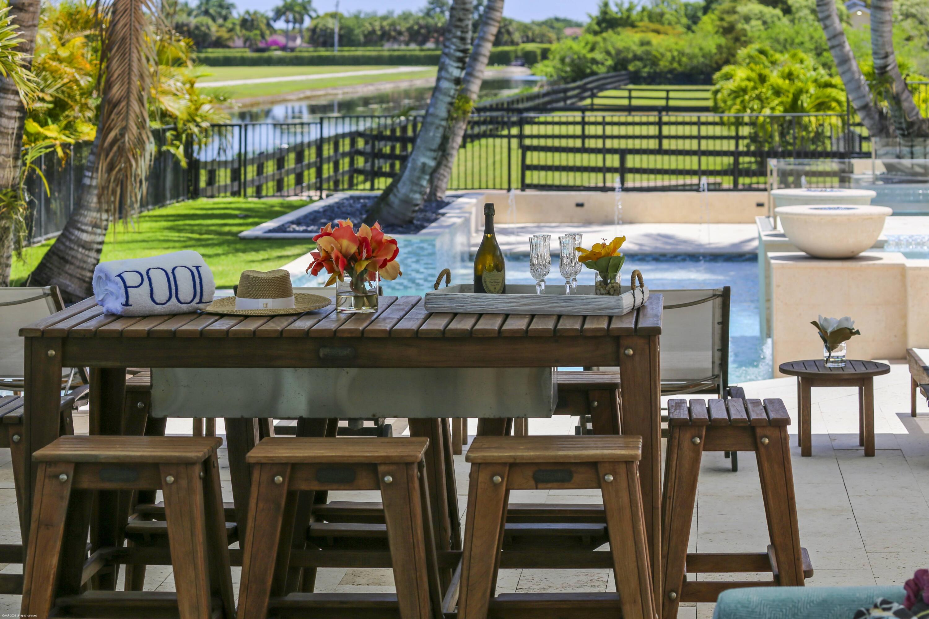 PALM BEACH POINT EAST - Residential