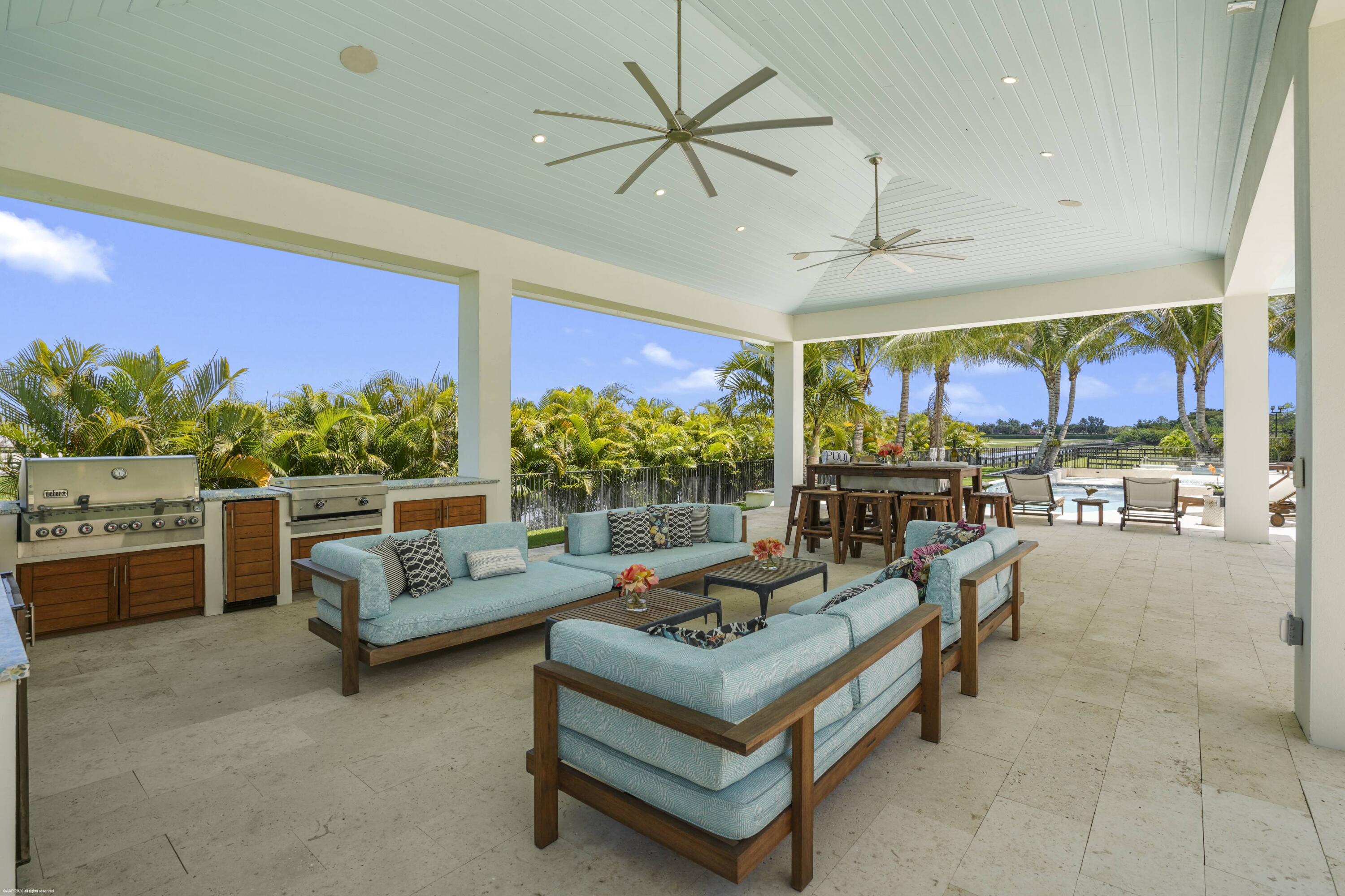 PALM BEACH POINT EAST - Residential