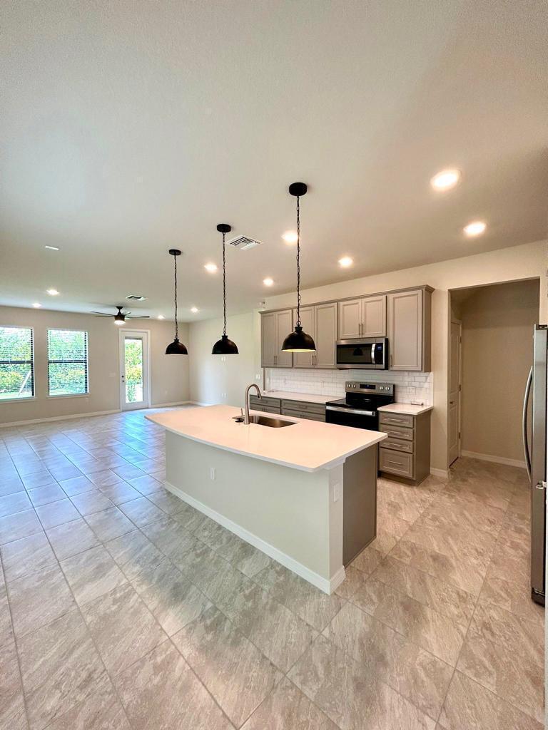 FIELDS AT GULFSTREAM POLO PUD PLAT SIX - Residential Lease