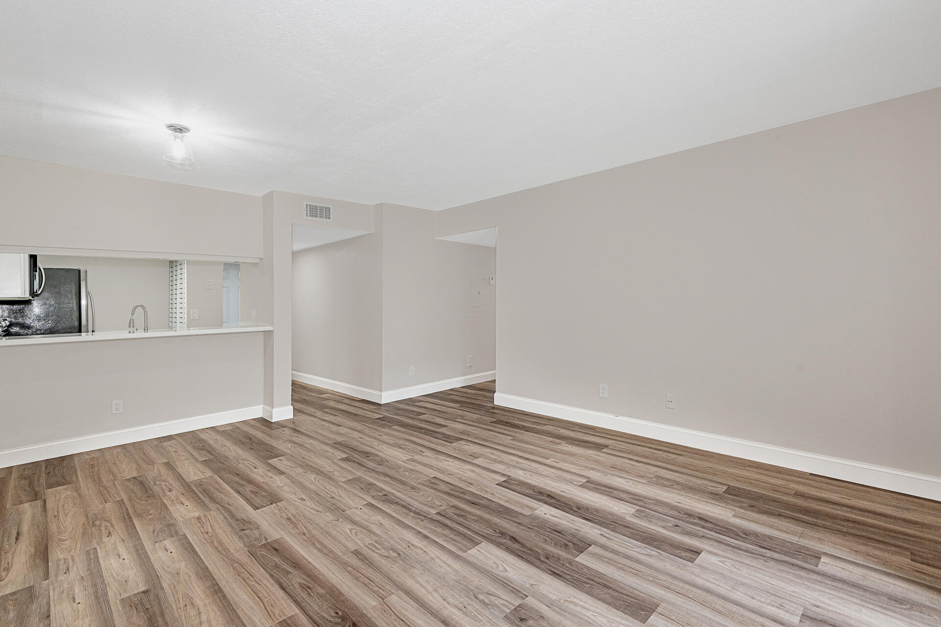 GLENWOOD SUBDIVISION - Residential Income