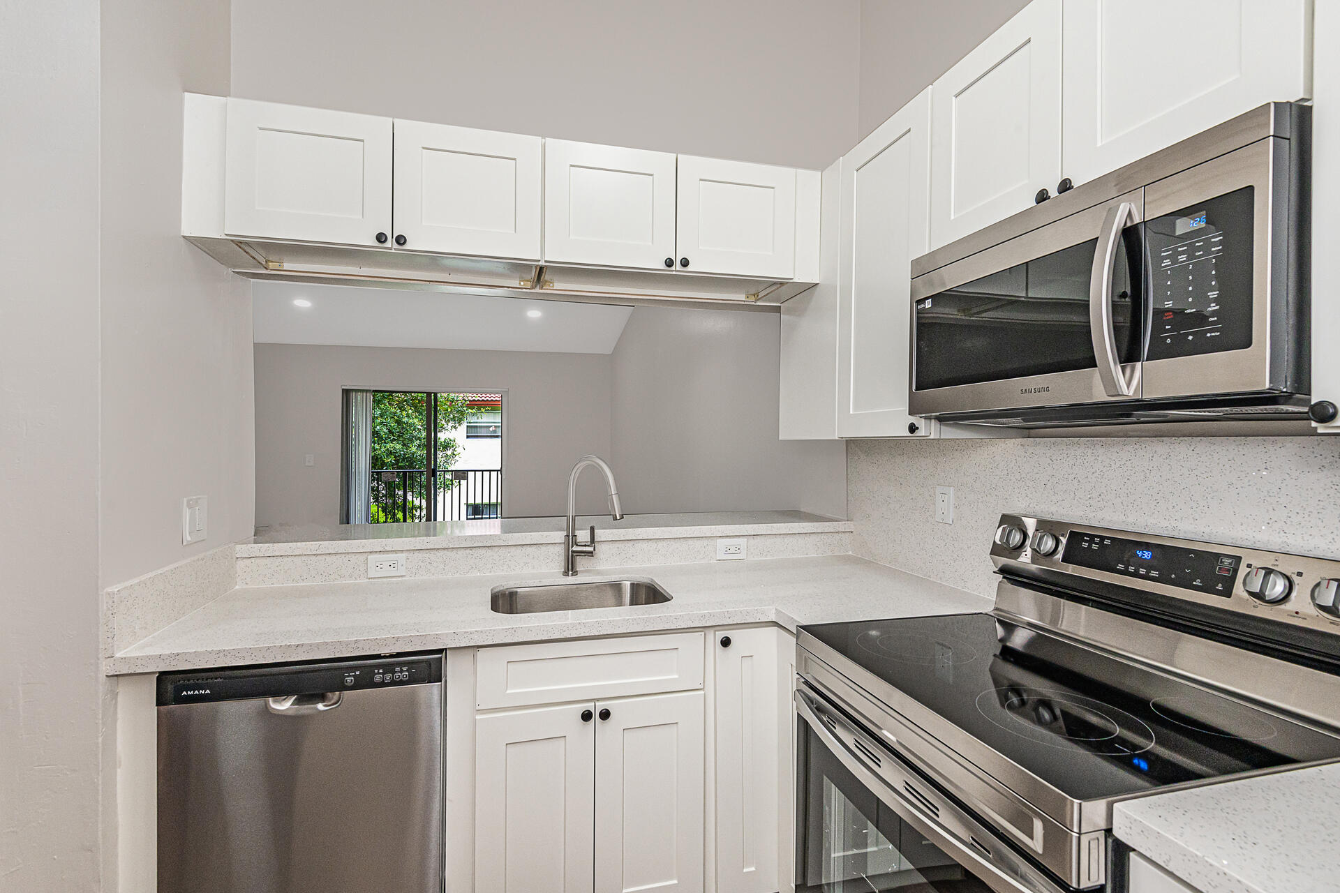 GLENWOOD SUBDIVISION - Residential Income