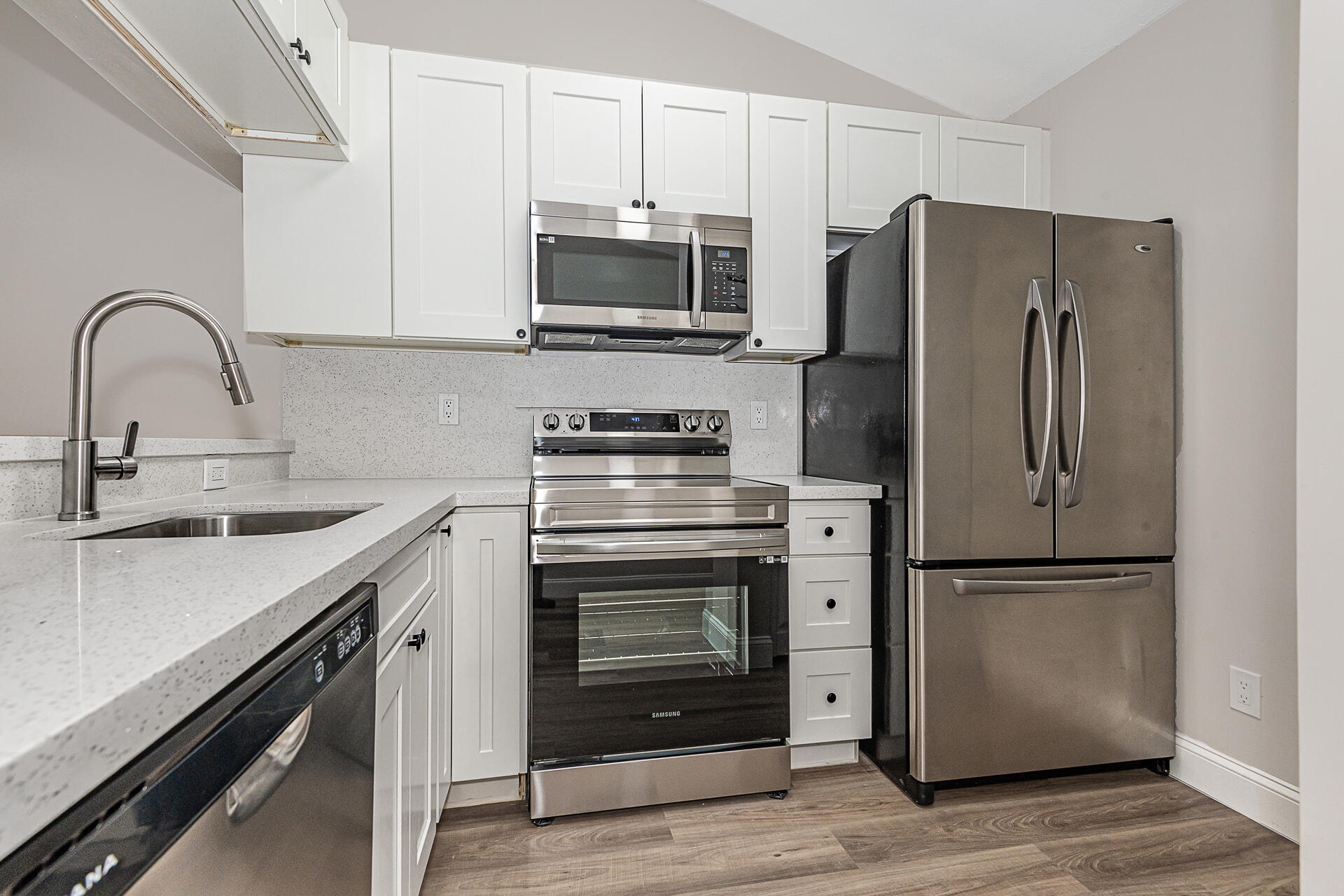 GLENWOOD SUBDIVISION - Residential Income