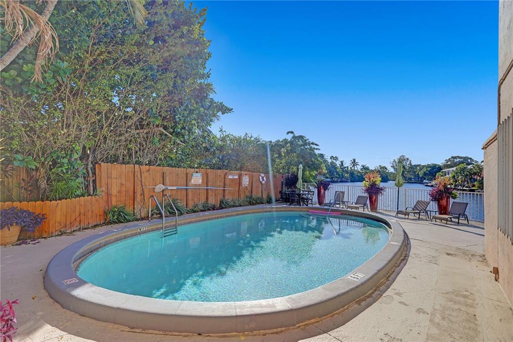 Camelot Shores - Residential