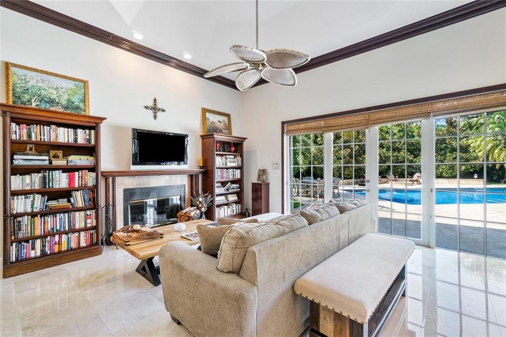 Delray Lakes Estates - Residential