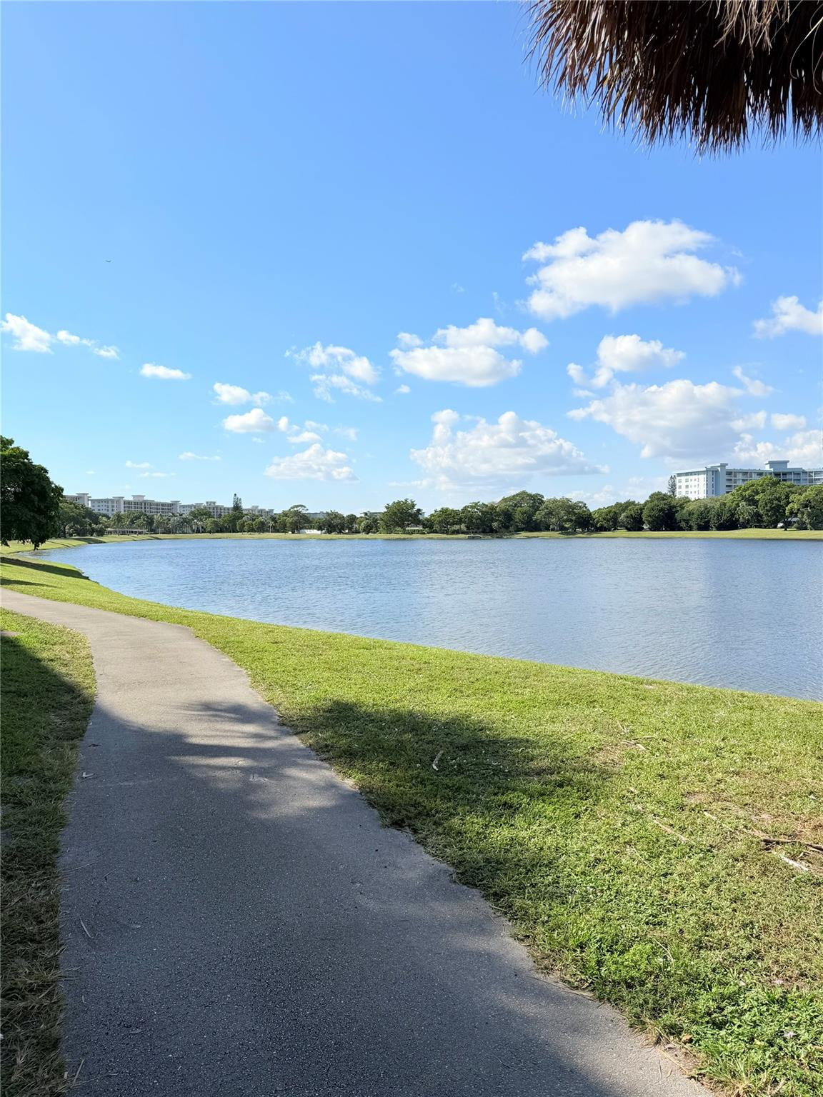 NO 7 PALM-AIRE COUNTRY CLUB - Residential