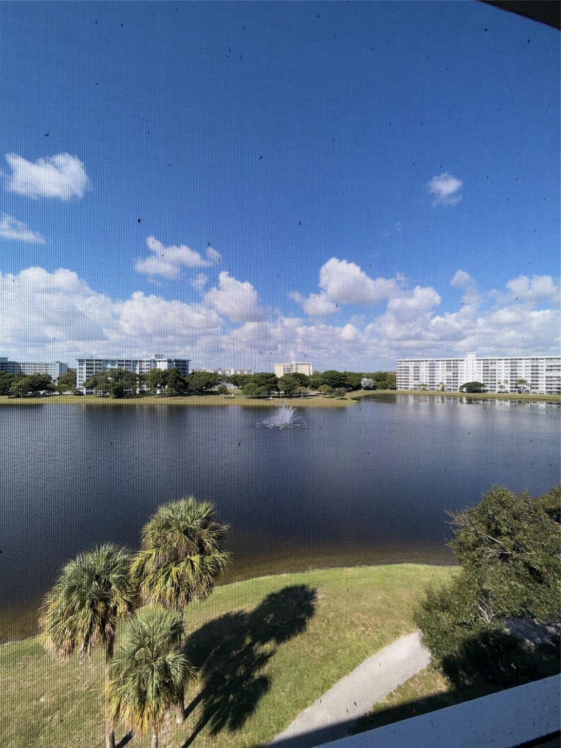 NO 7 PALM-AIRE COUNTRY CLUB - Residential