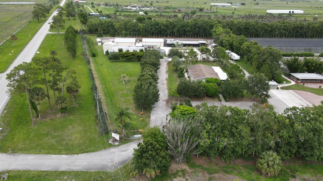 BOX RANCH GROVES - Residential