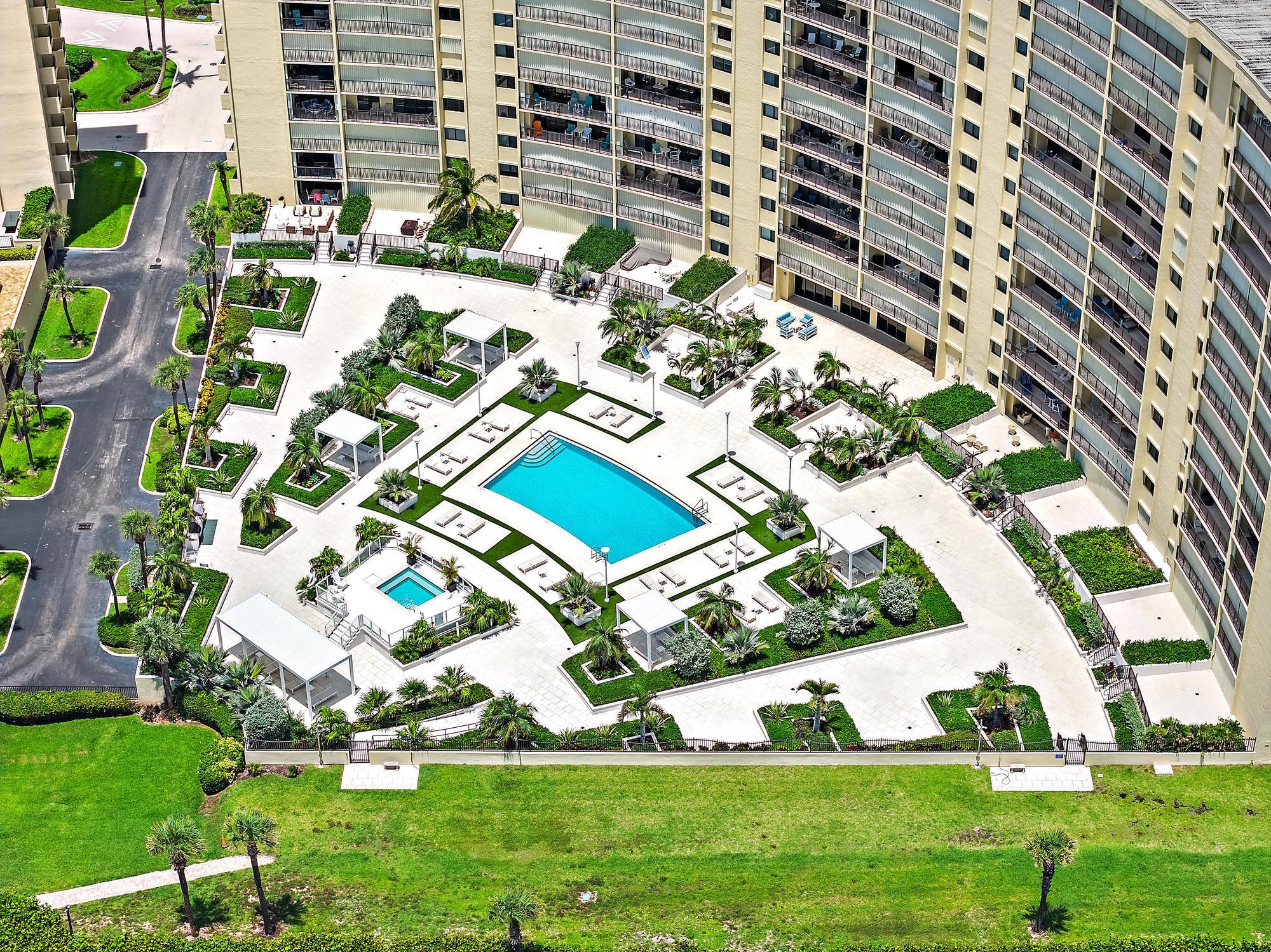 OCEAN TRAIL CONDO - Residential