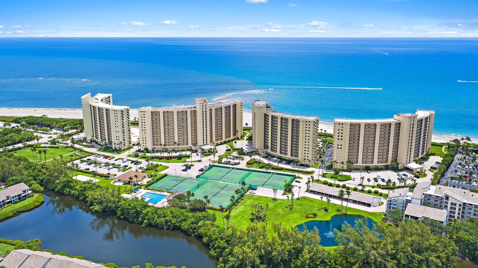 OCEAN TRAIL CONDO - Residential