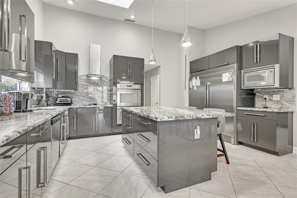 Oaks at Woodmont - Residential