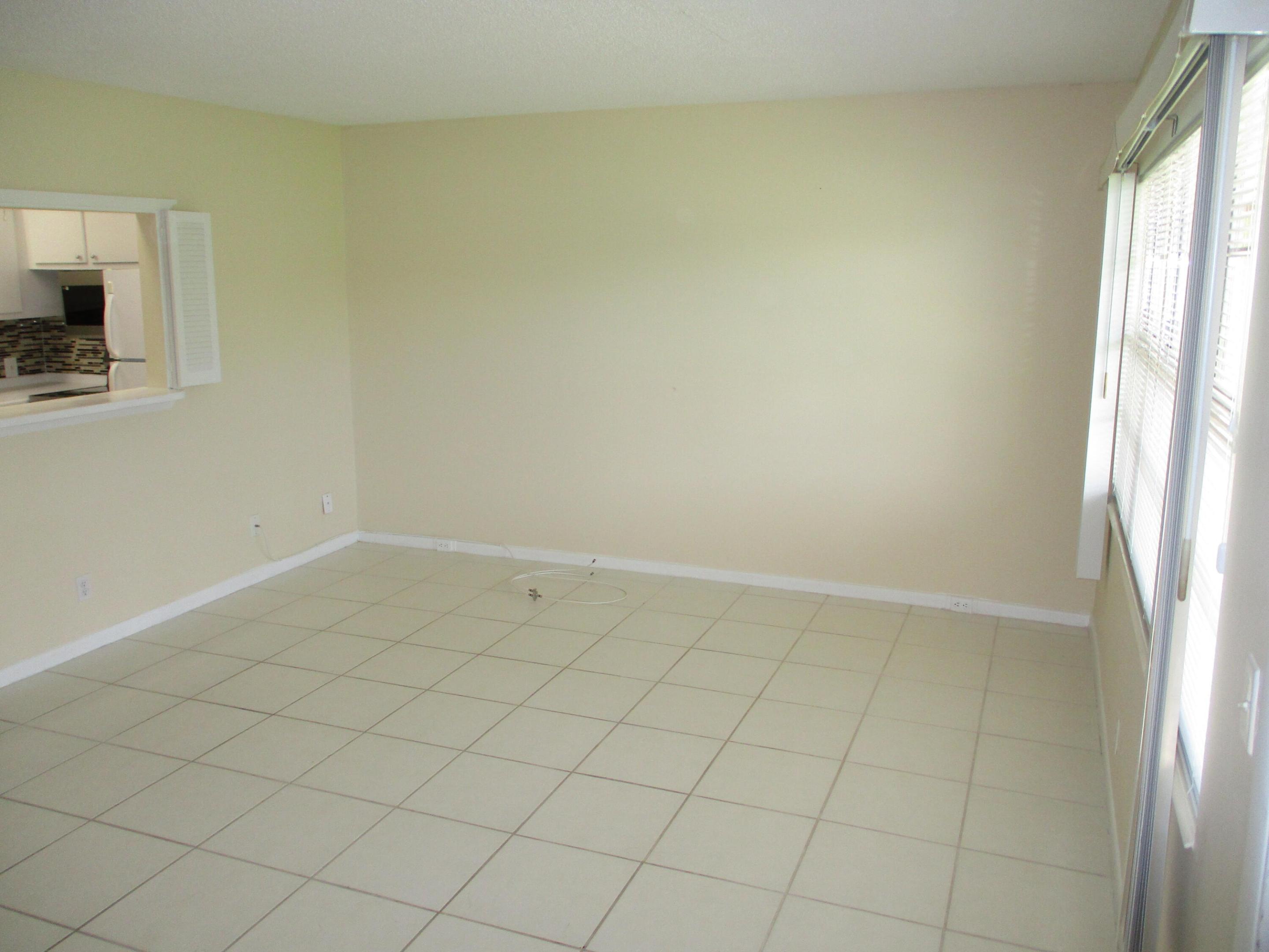 MANSFIELD AT CENTURY VILLAGE CONDO - Residential Lease