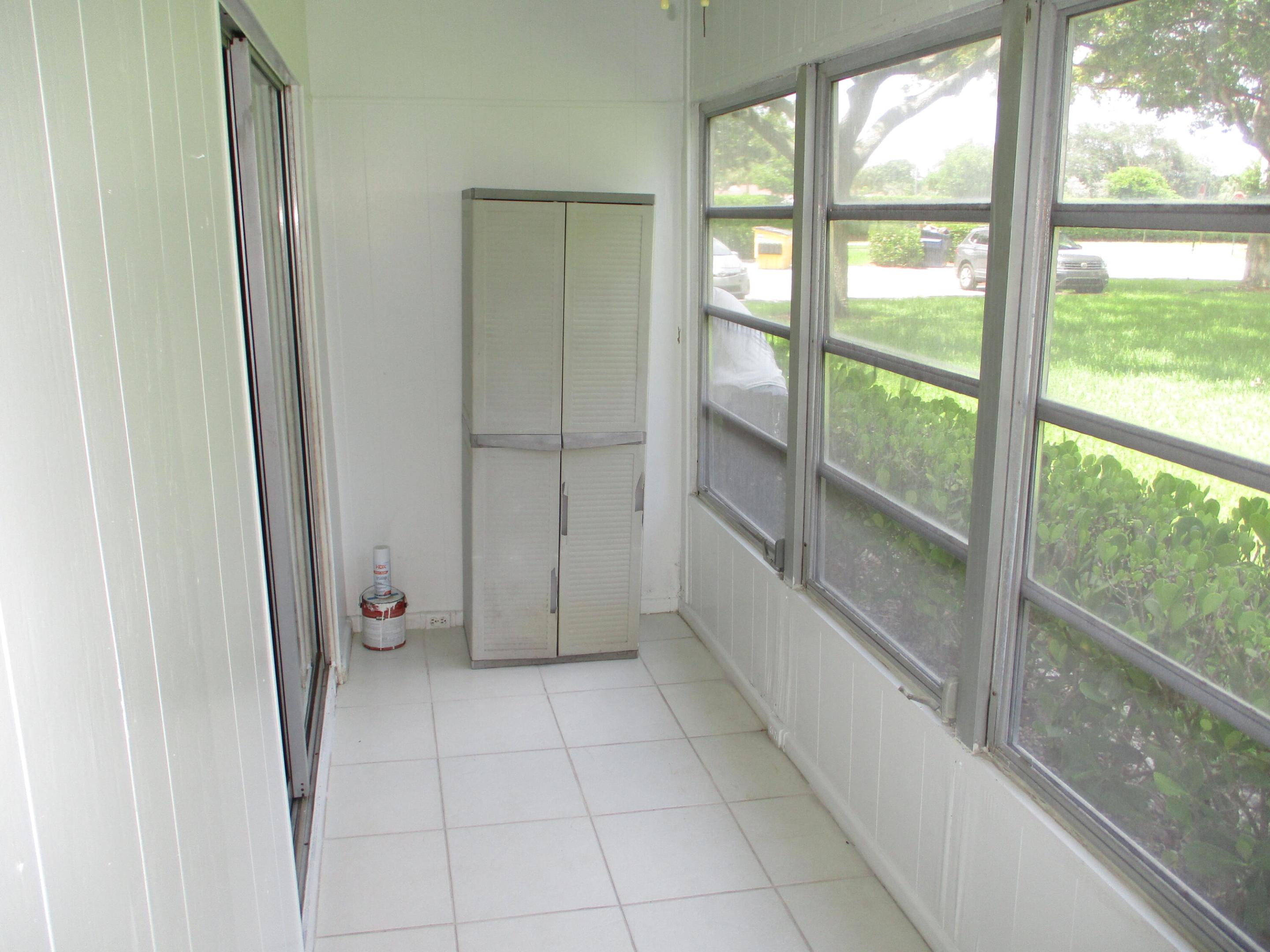 MANSFIELD AT CENTURY VILLAGE CONDO - Residential Lease