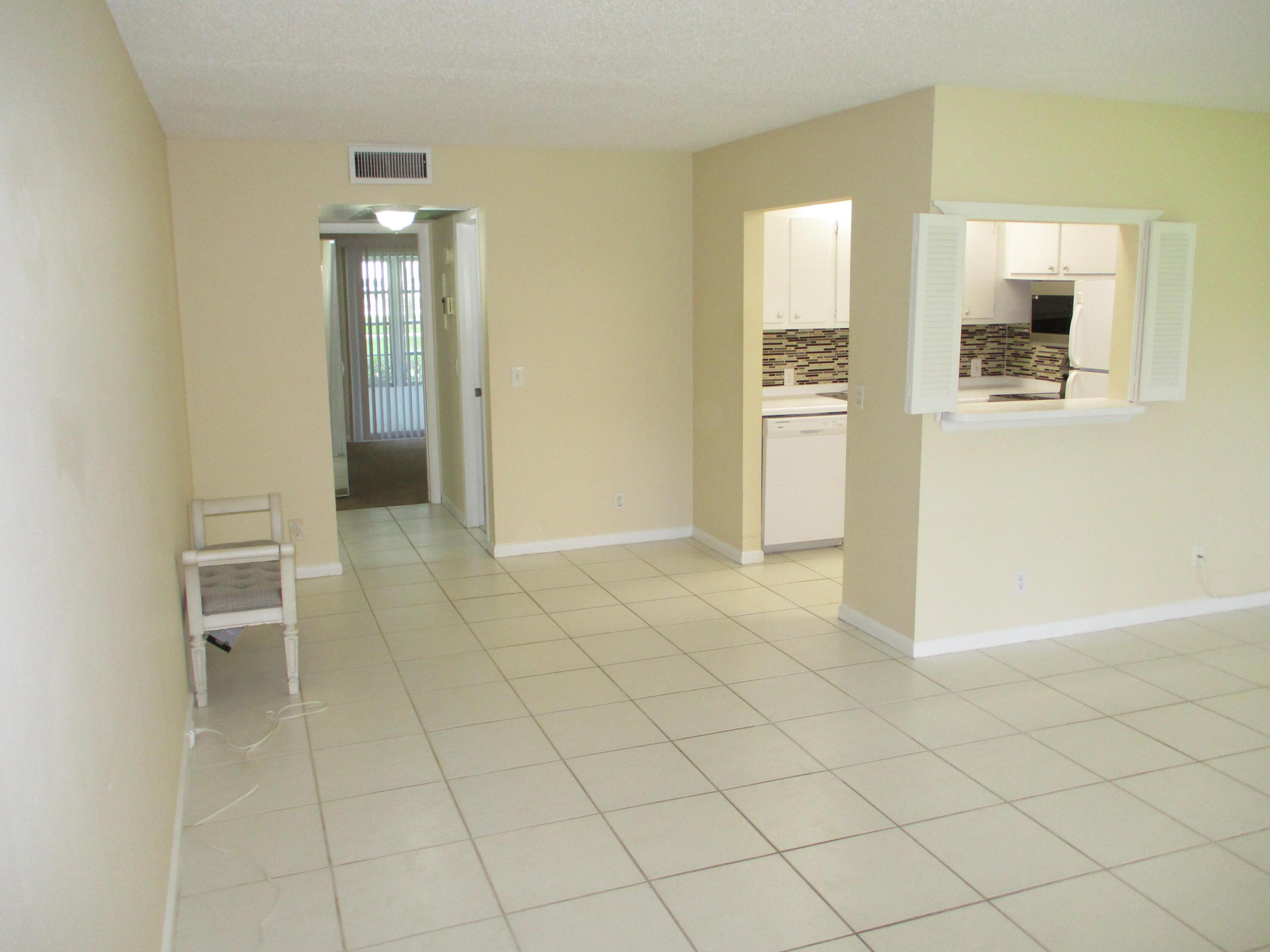 MANSFIELD AT CENTURY VILLAGE CONDO - Residential Lease