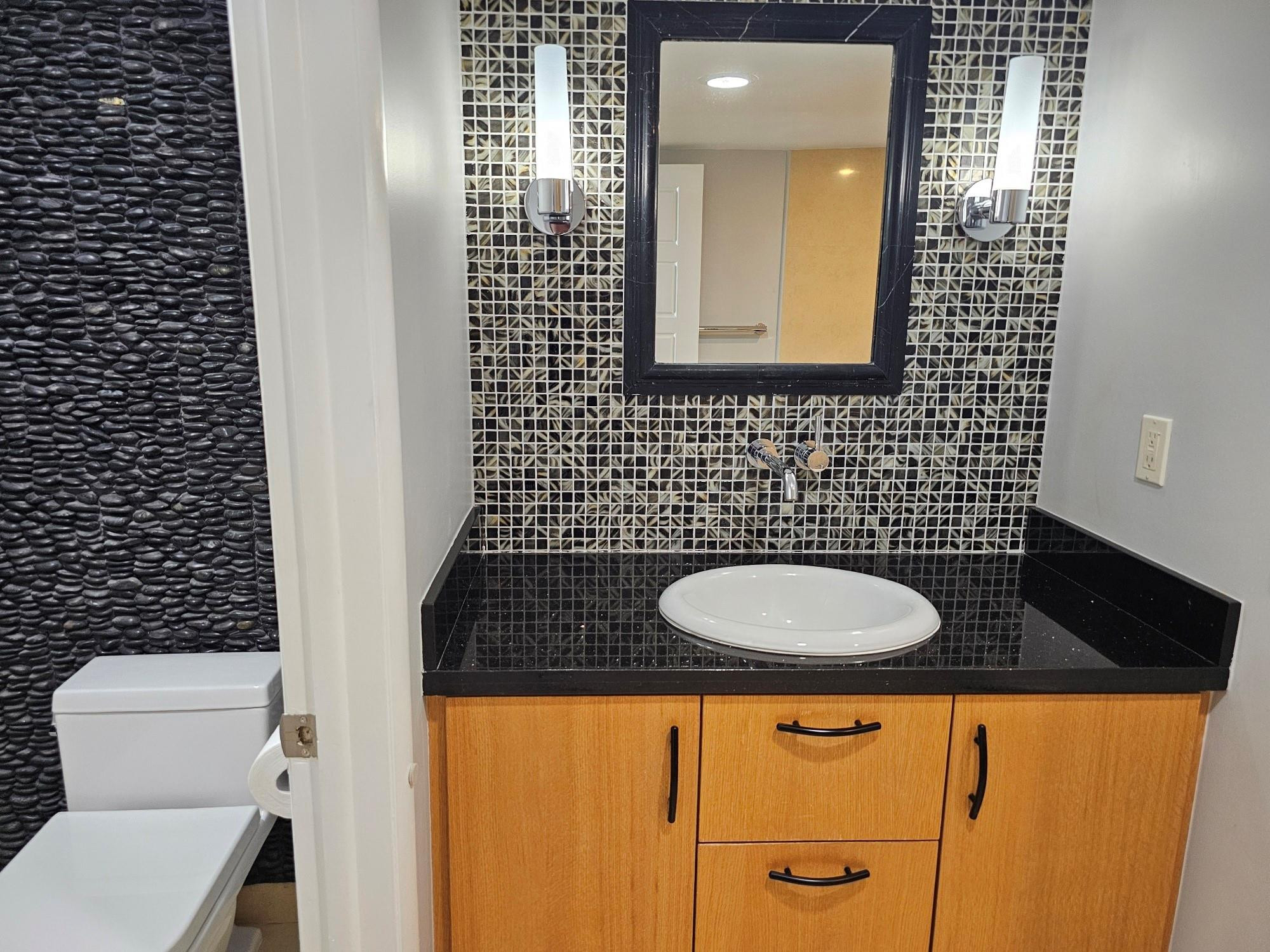 GALLEON CONDO - Residential