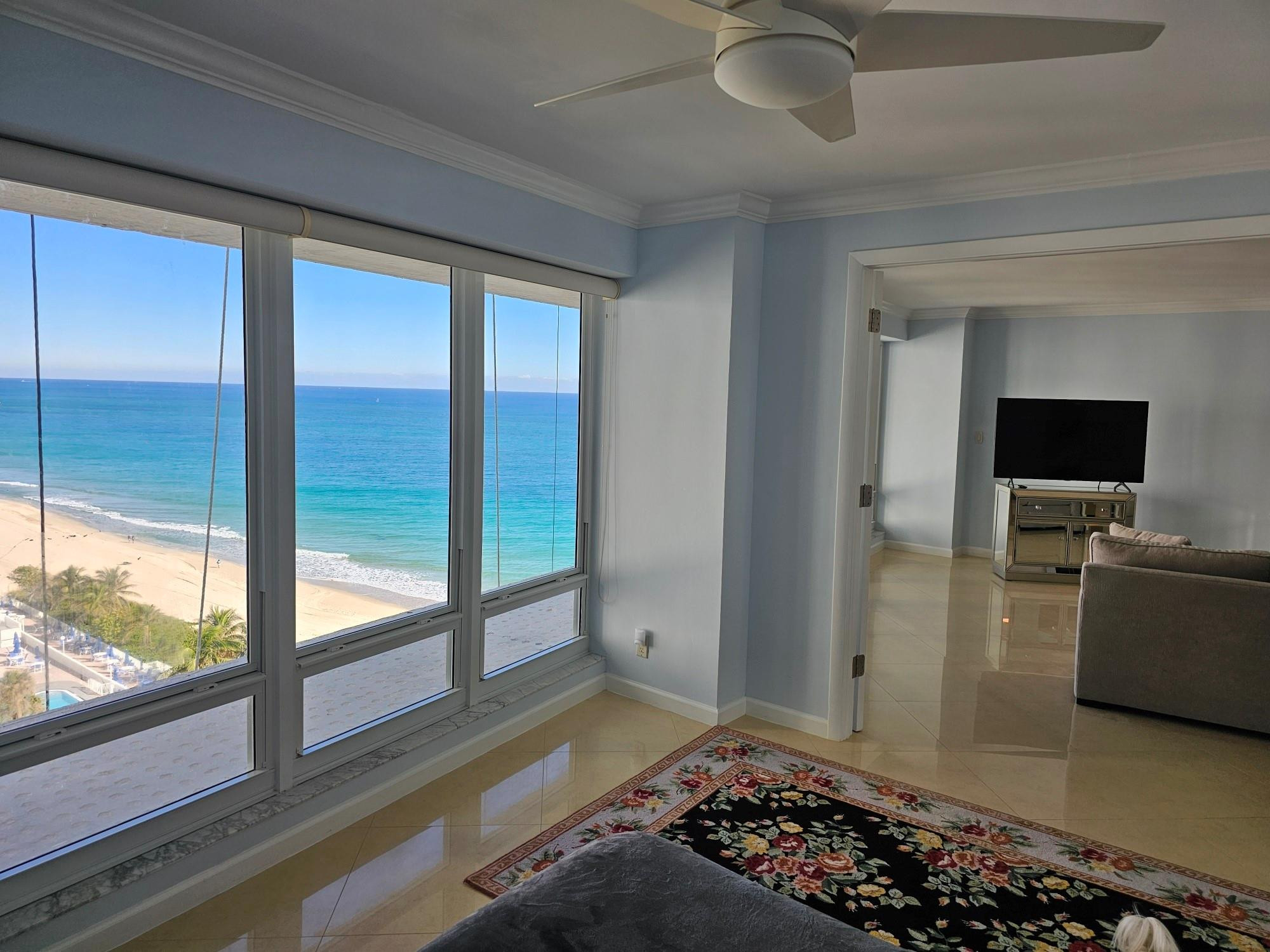 GALLEON CONDO - Residential