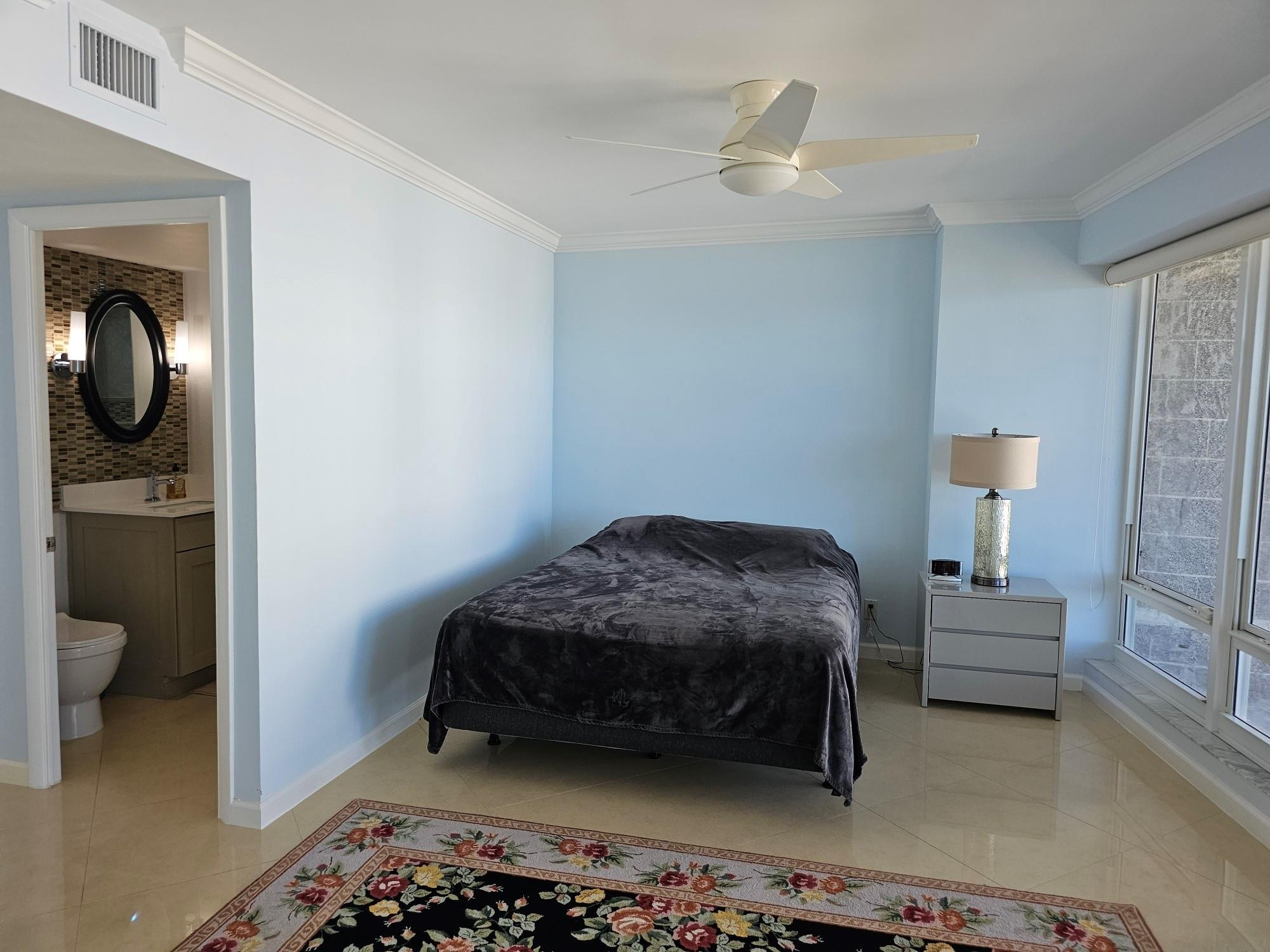 GALLEON CONDO - Residential