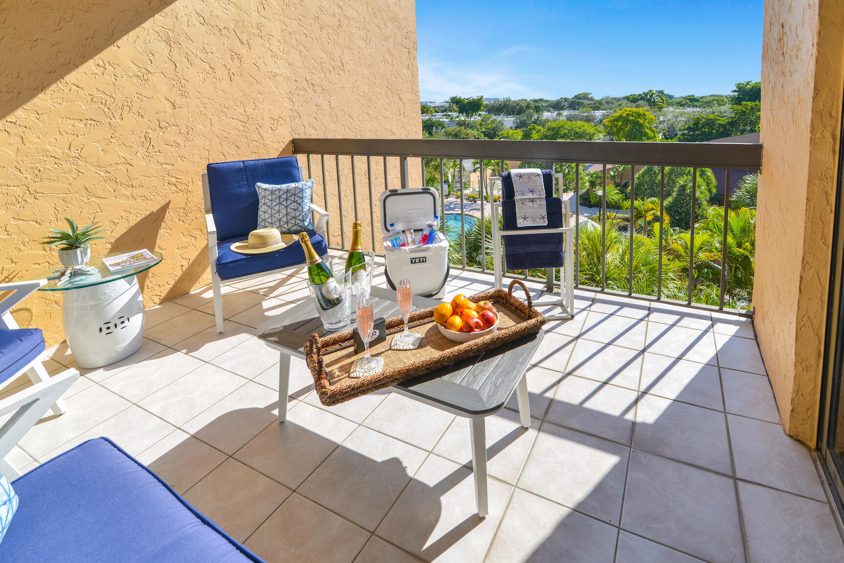 LAVERS DELRAY RACQUET CLUB CONDO - Residential