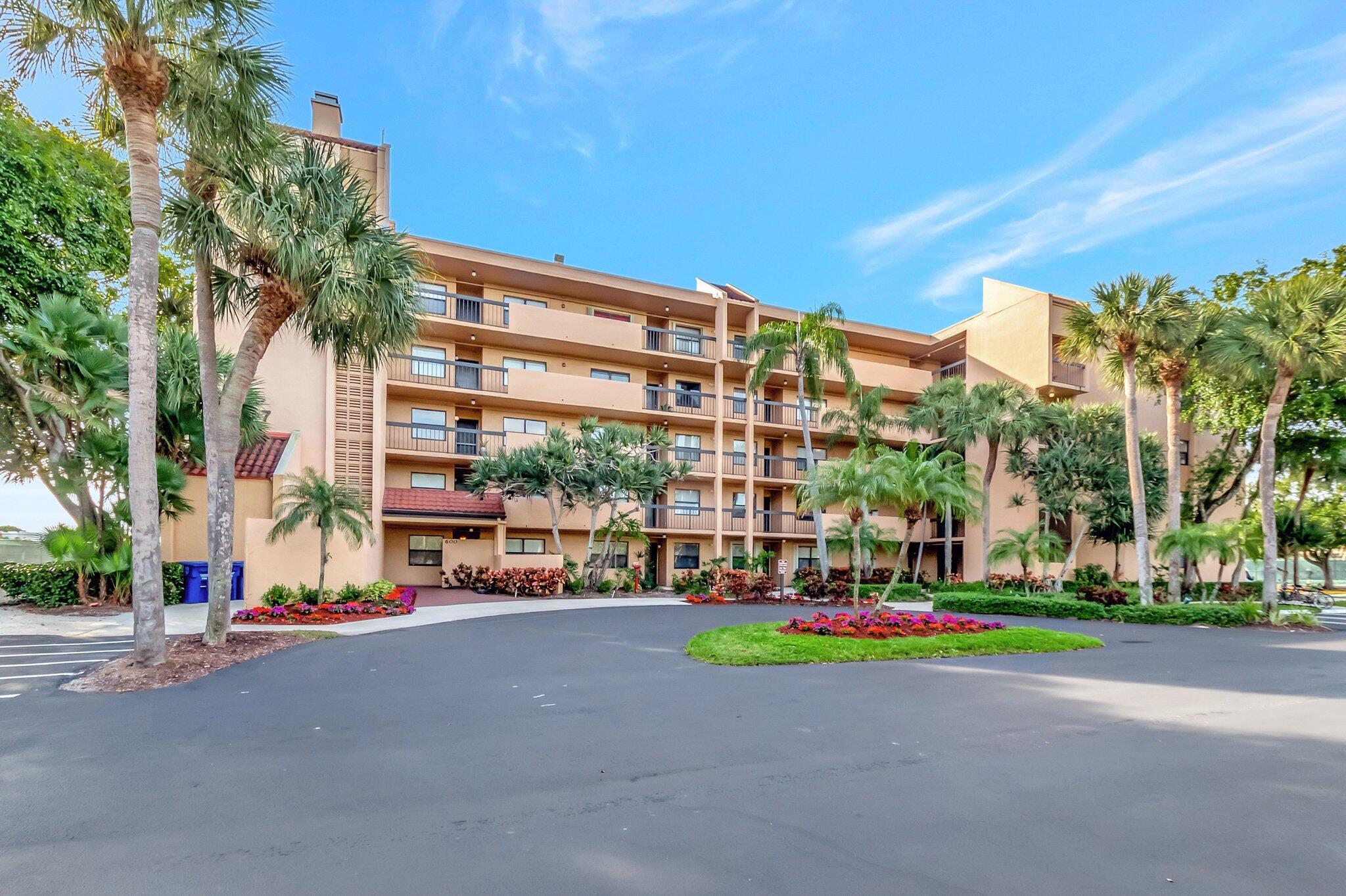 LAVERS DELRAY RACQUET CLUB CONDO - Residential