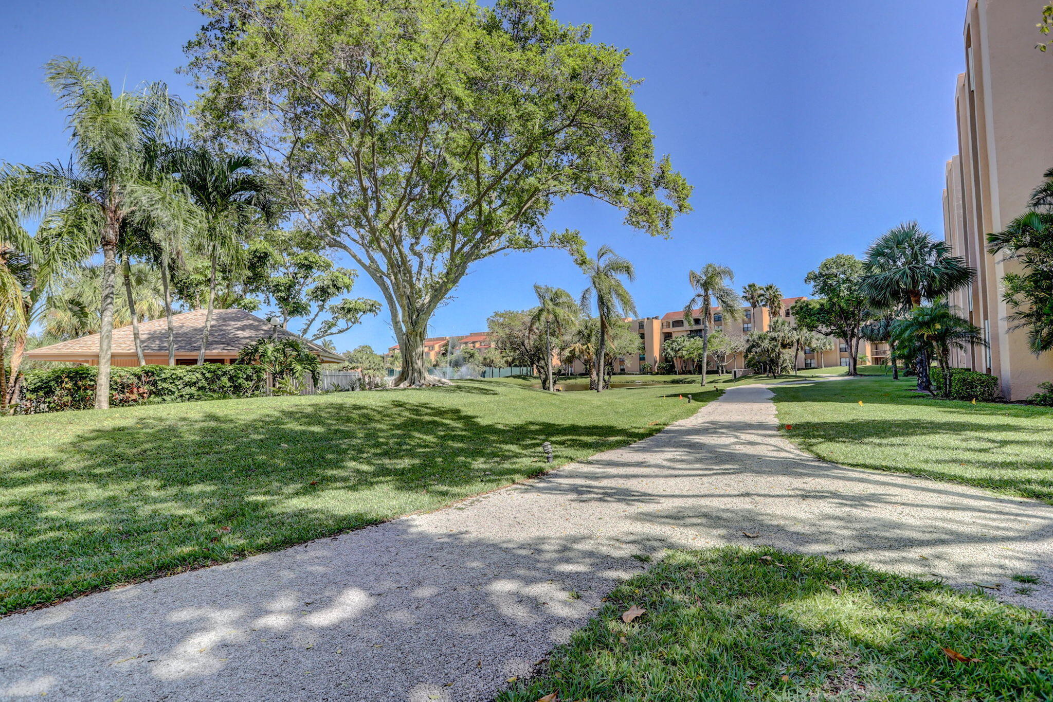 LAVERS DELRAY RACQUET CLUB CONDO - Residential