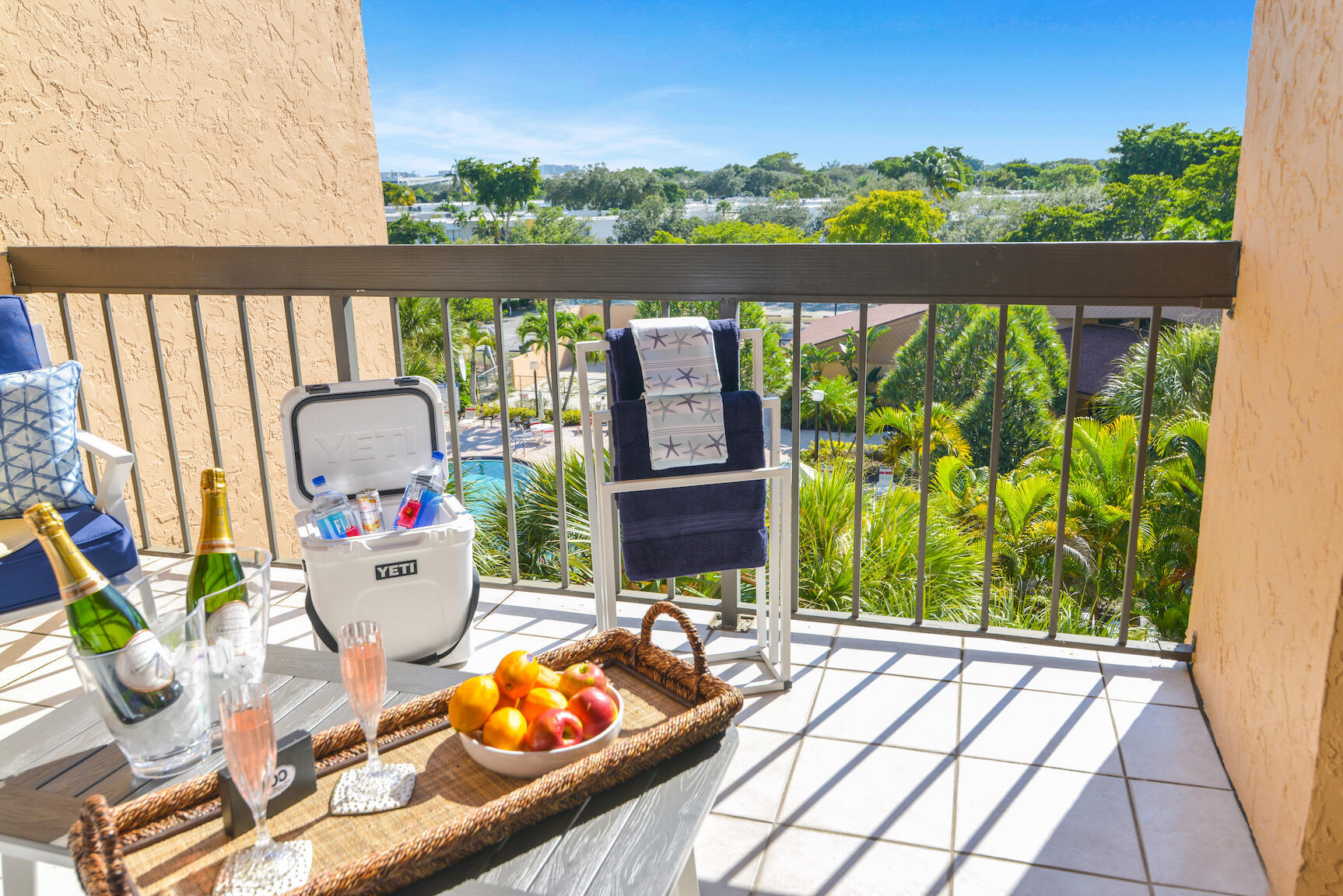 LAVERS DELRAY RACQUET CLUB CONDO - Residential