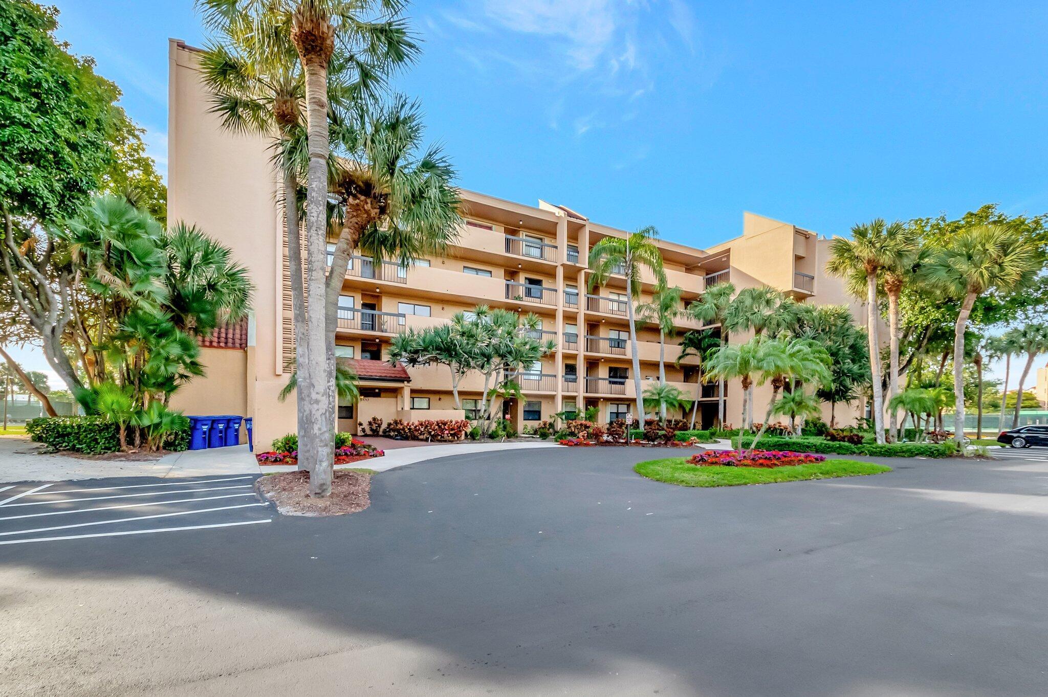 LAVERS DELRAY RACQUET CLUB CONDO - Residential
