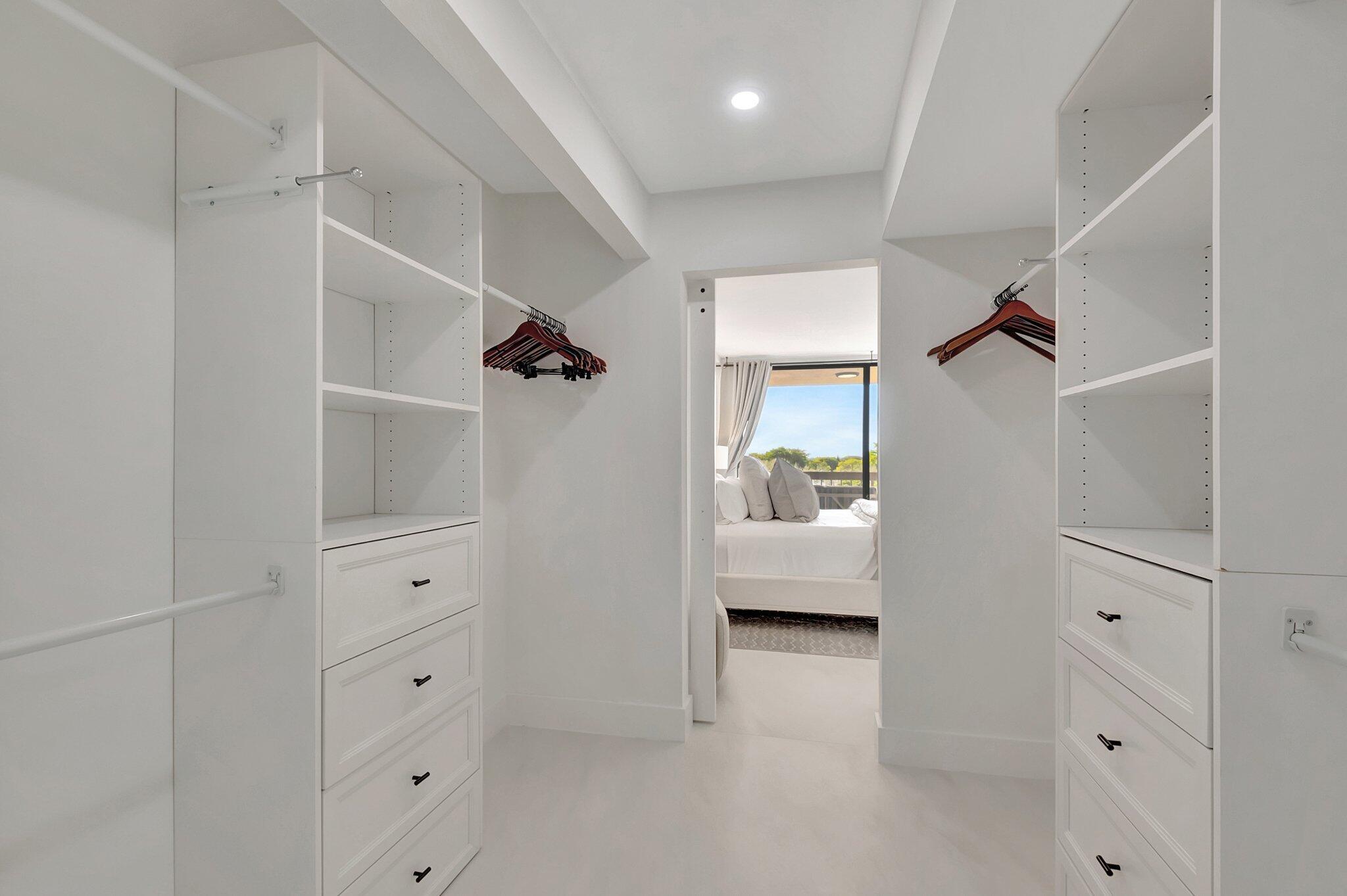 LAVERS DELRAY RACQUET CLUB CONDO - Residential