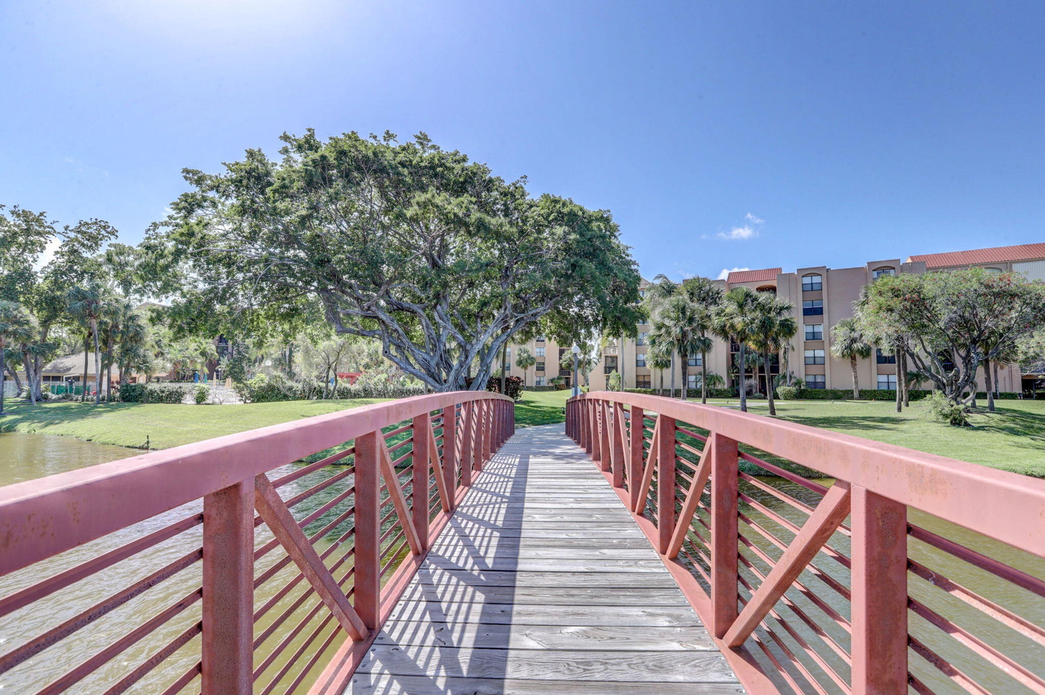LAVERS DELRAY RACQUET CLUB CONDO - Residential