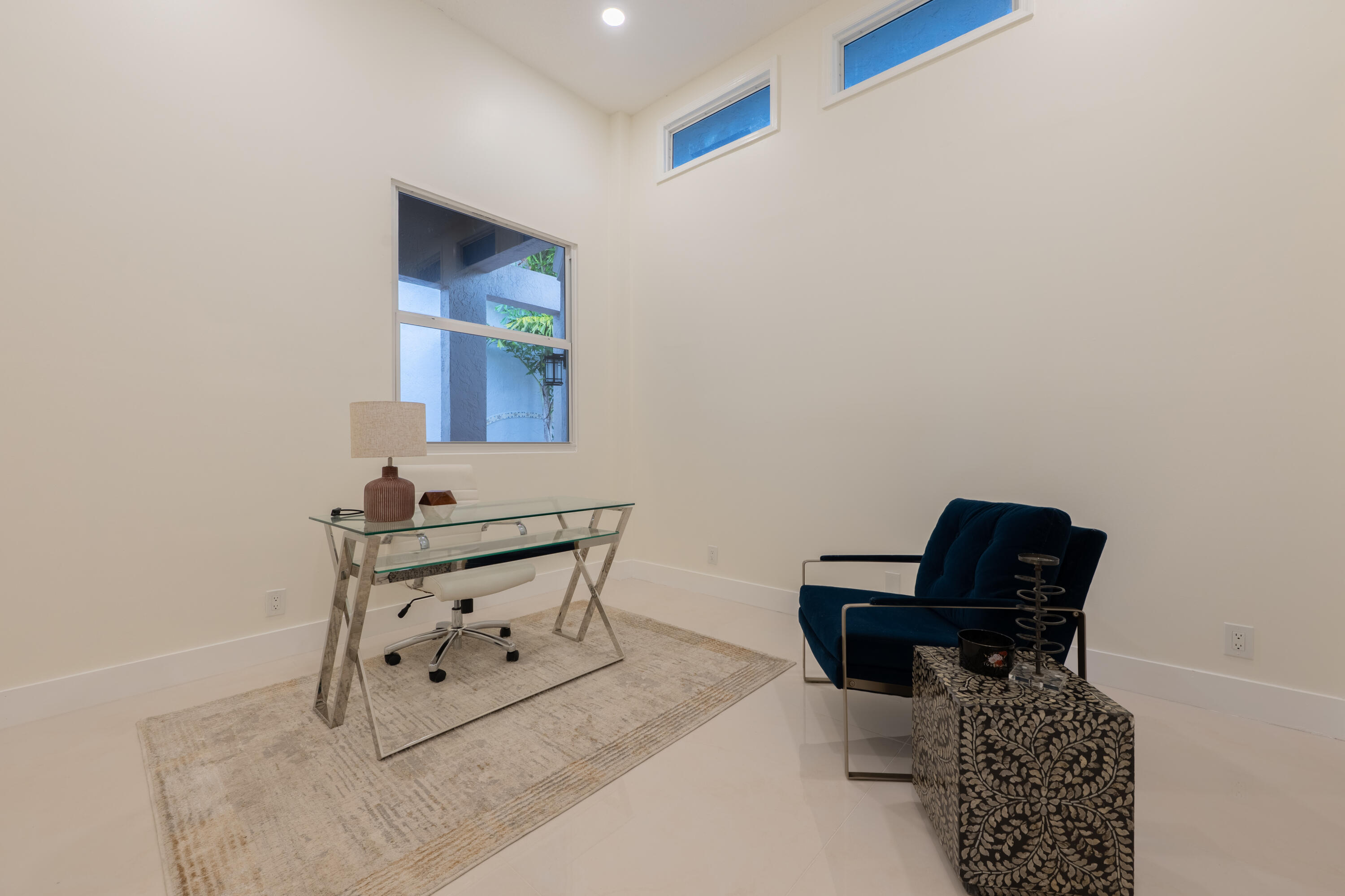 HAMPTON CLUB - Residential