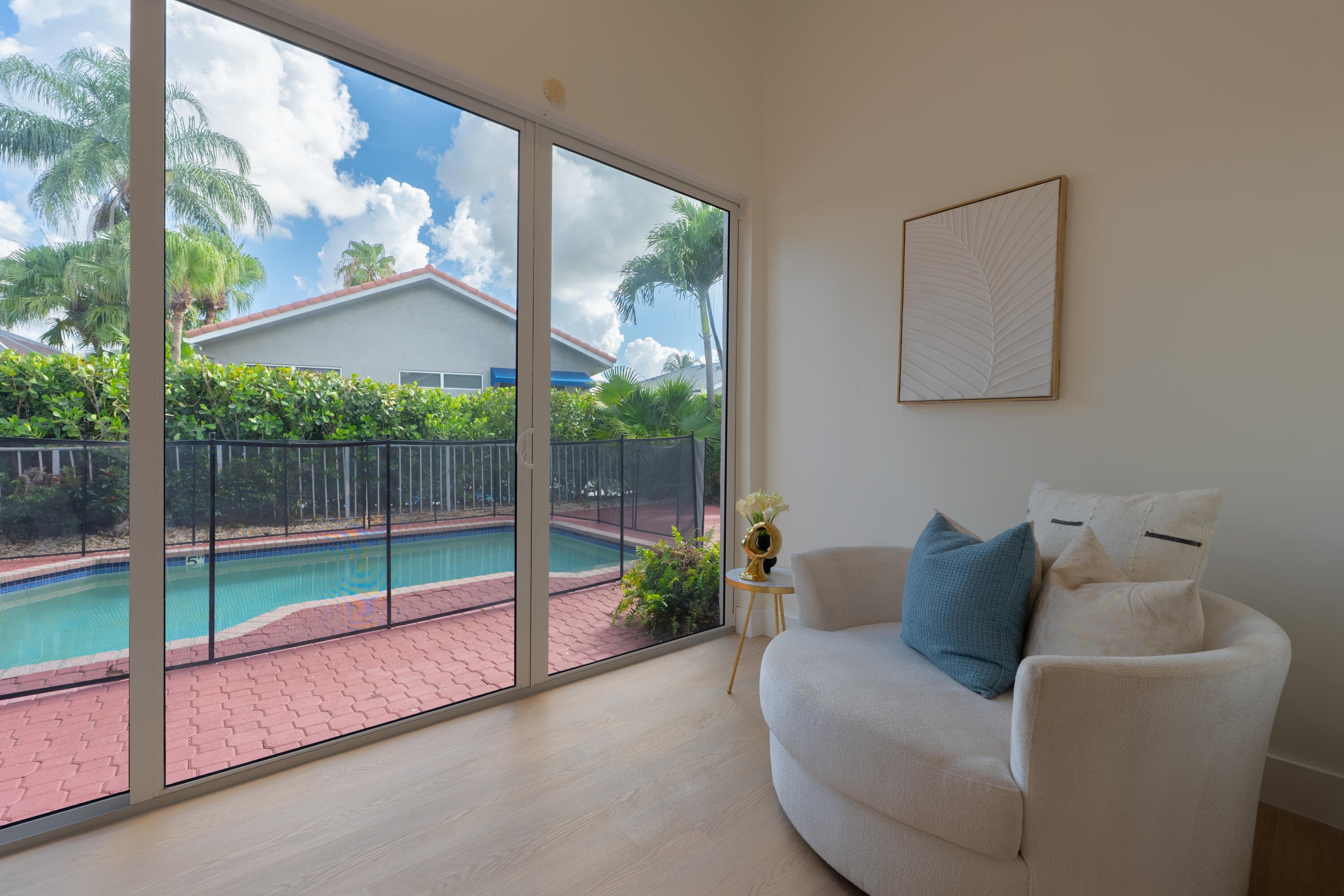 HAMPTON CLUB - Residential