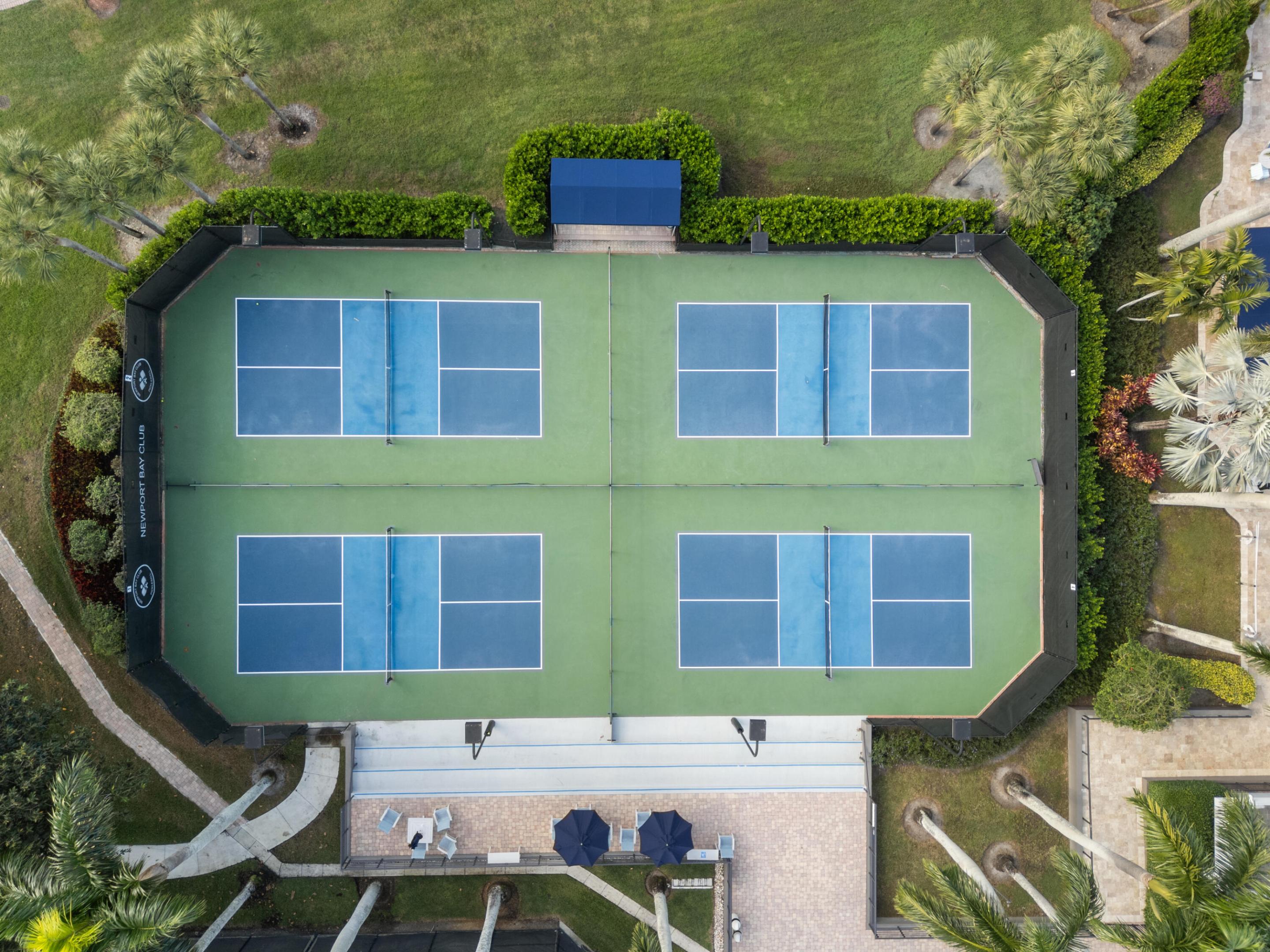 HAMPTON CLUB - Residential