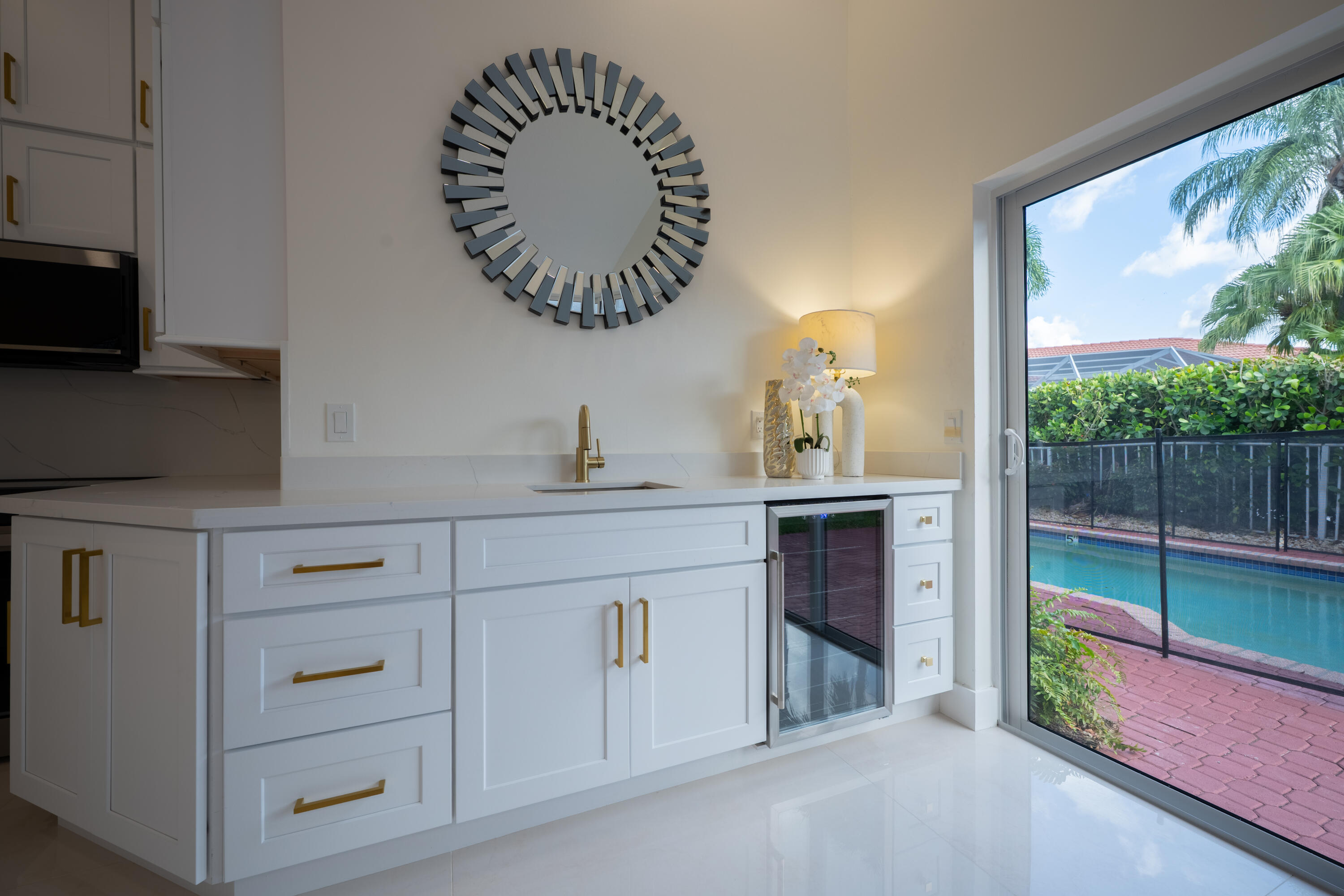 HAMPTON CLUB - Residential