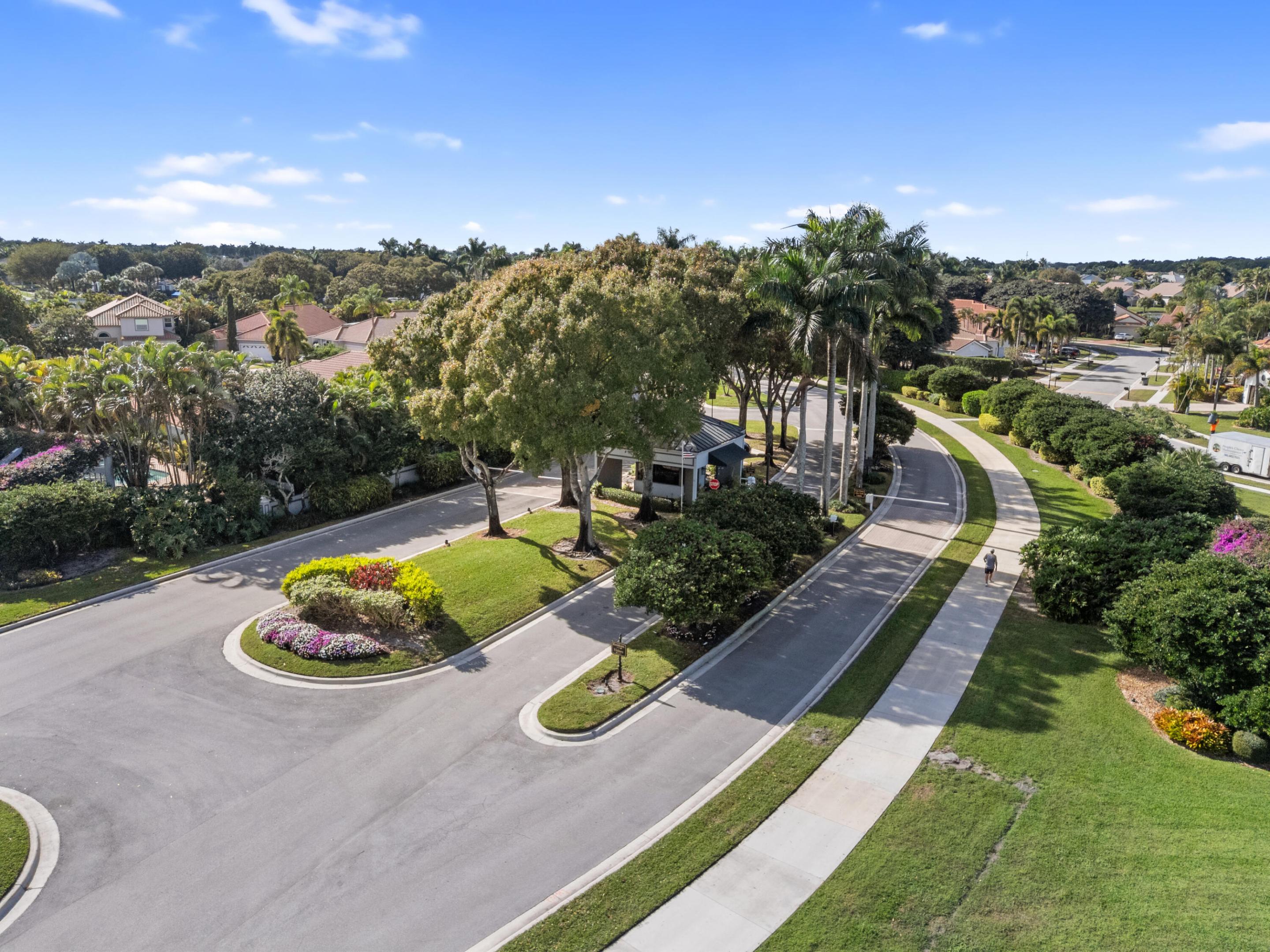 HAMPTON CLUB - Residential