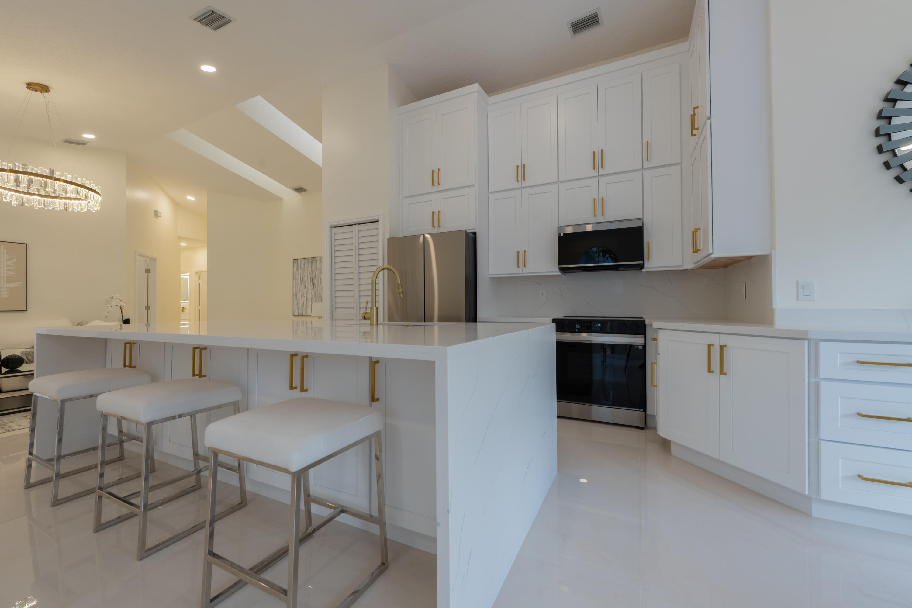 HAMPTON CLUB - Residential