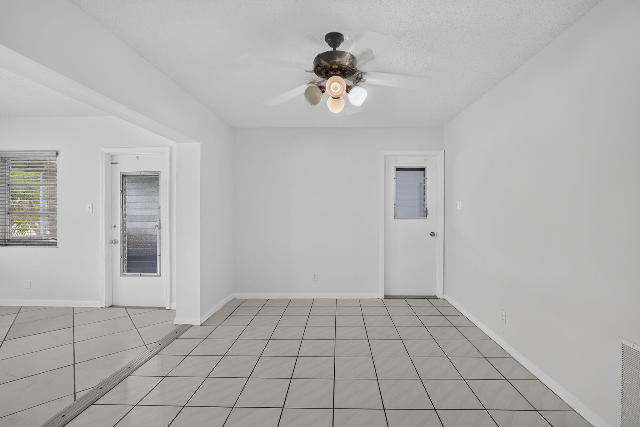 MAINLANDS OF TAMARAC LAKES - Residential