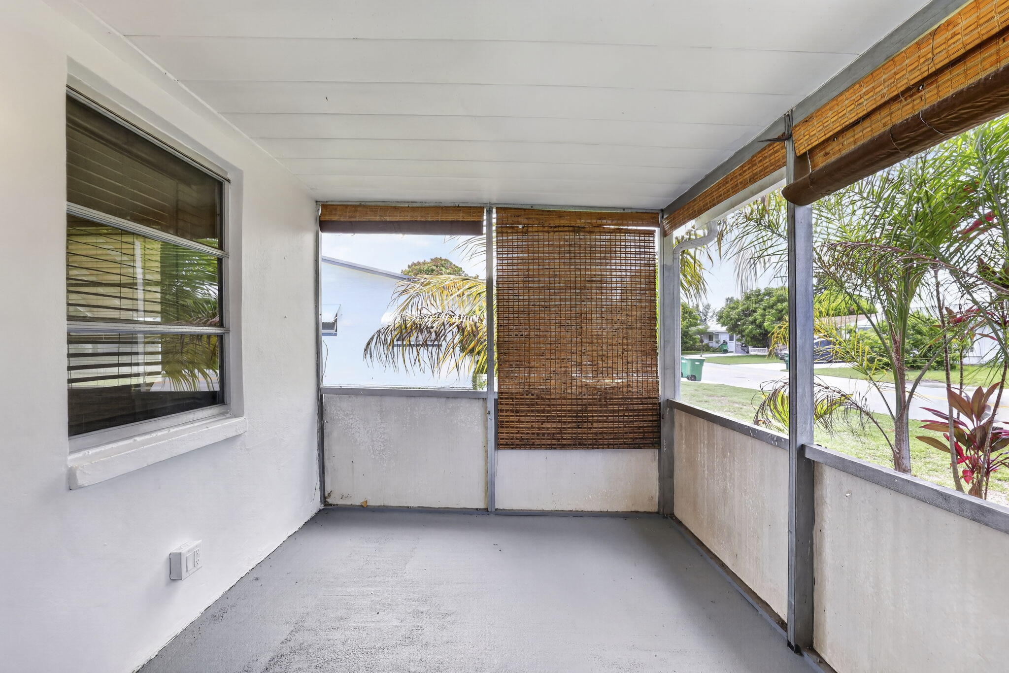 MAINLANDS OF TAMARAC LAKES - Residential