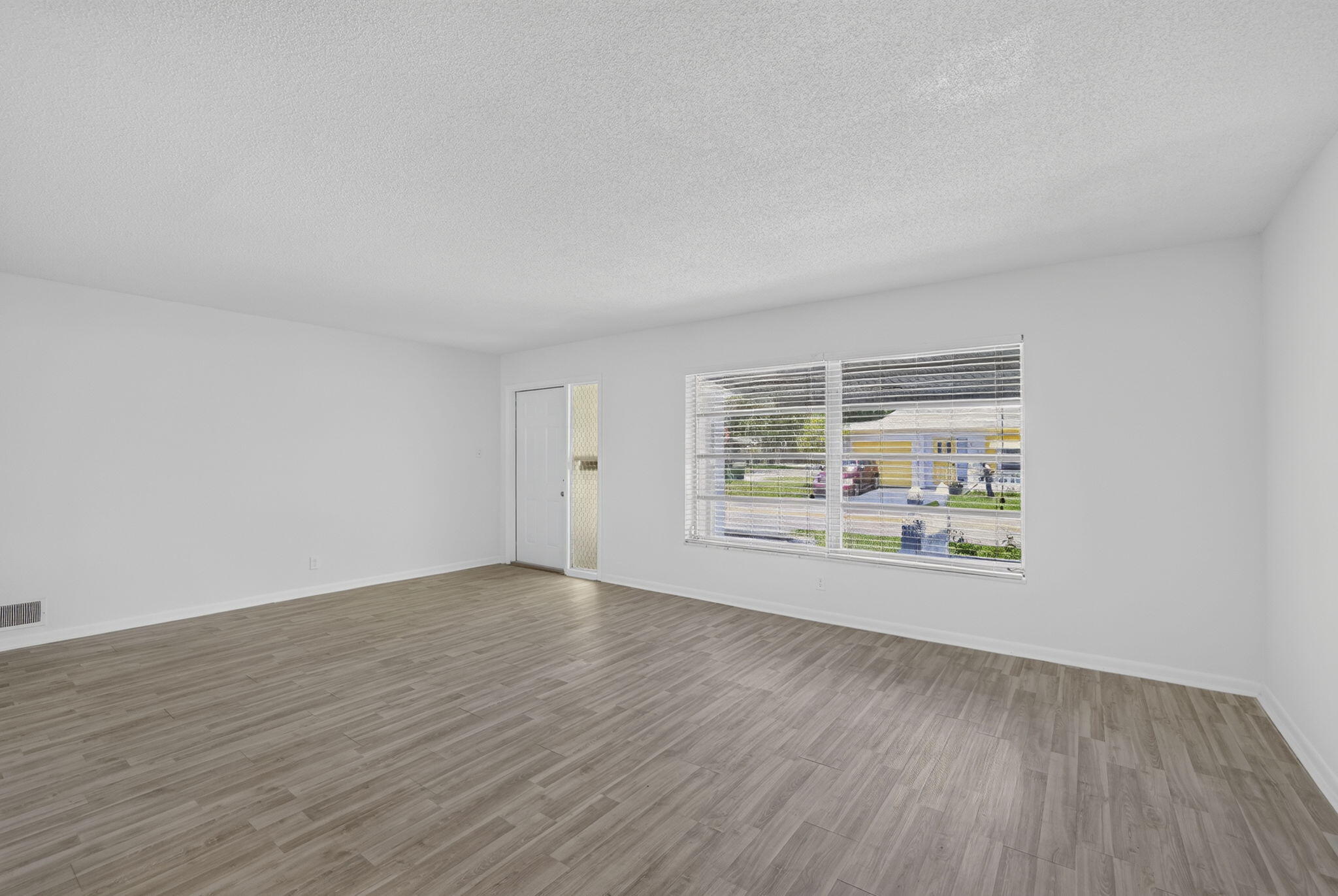 MAINLANDS OF TAMARAC LAKES - Residential