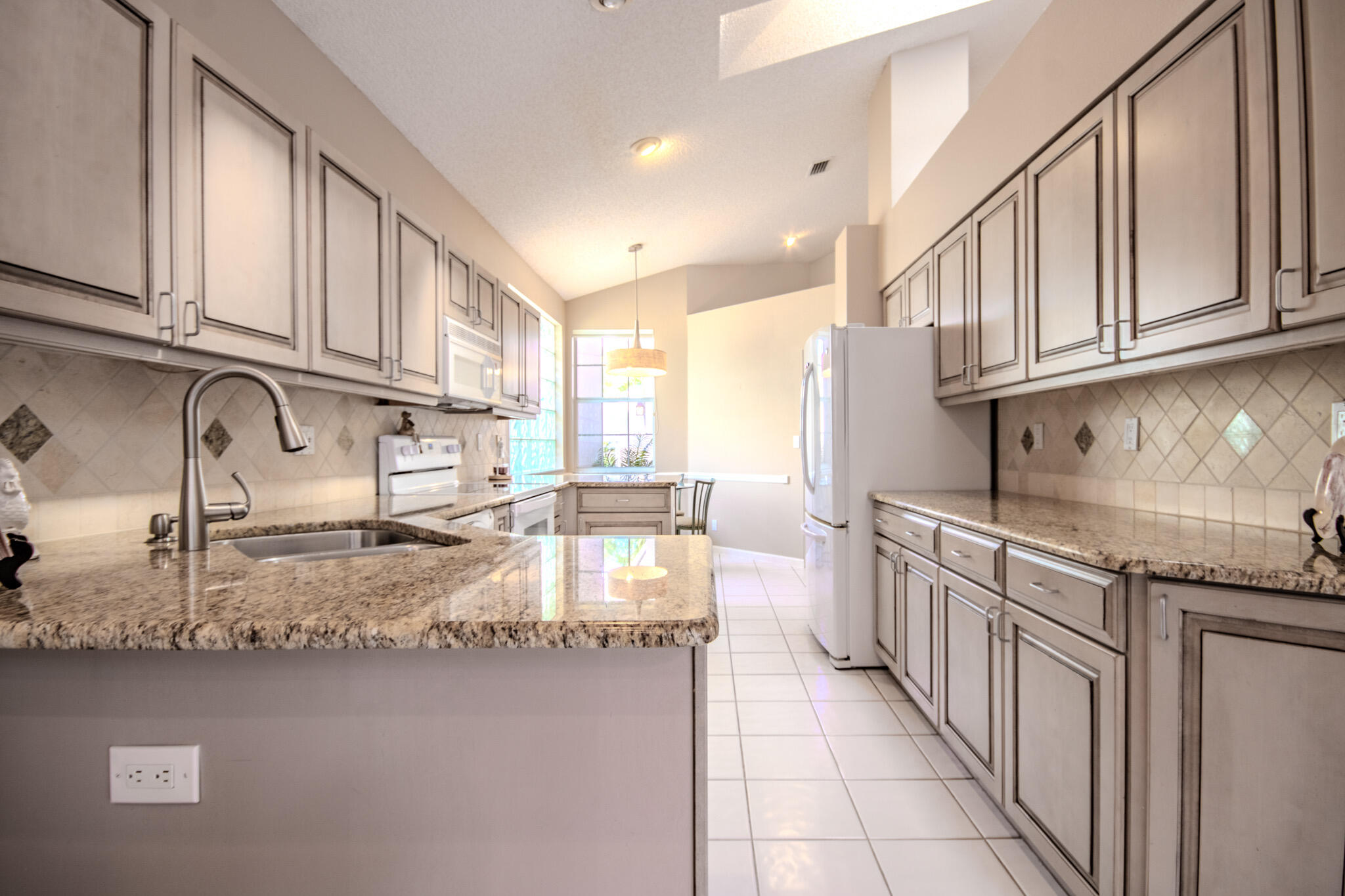 BREAKERS WEST 13, The Colony - Residential