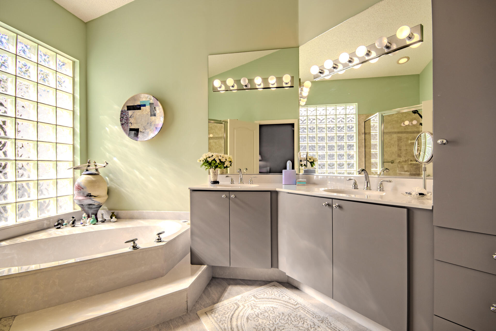 BREAKERS WEST 13, The Colony - Residential