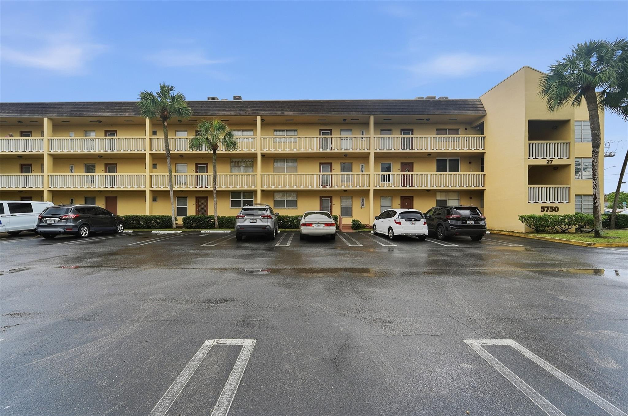 Bermuda Club - Residential