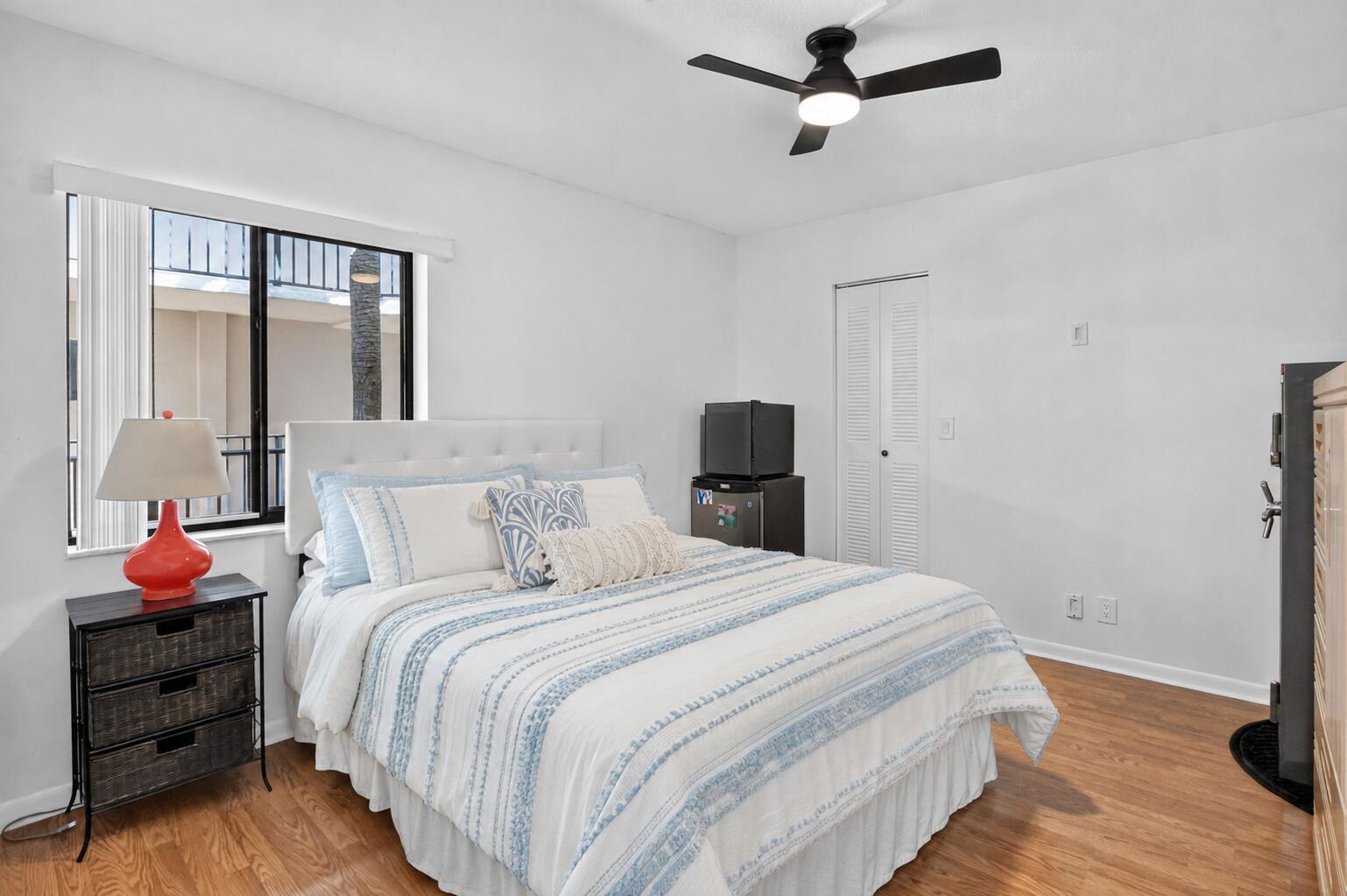 COCONUT PALM CONDO - Residential