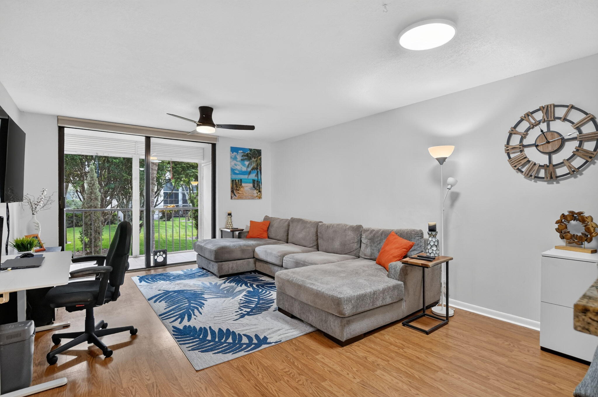 COCONUT PALM CONDO - Residential