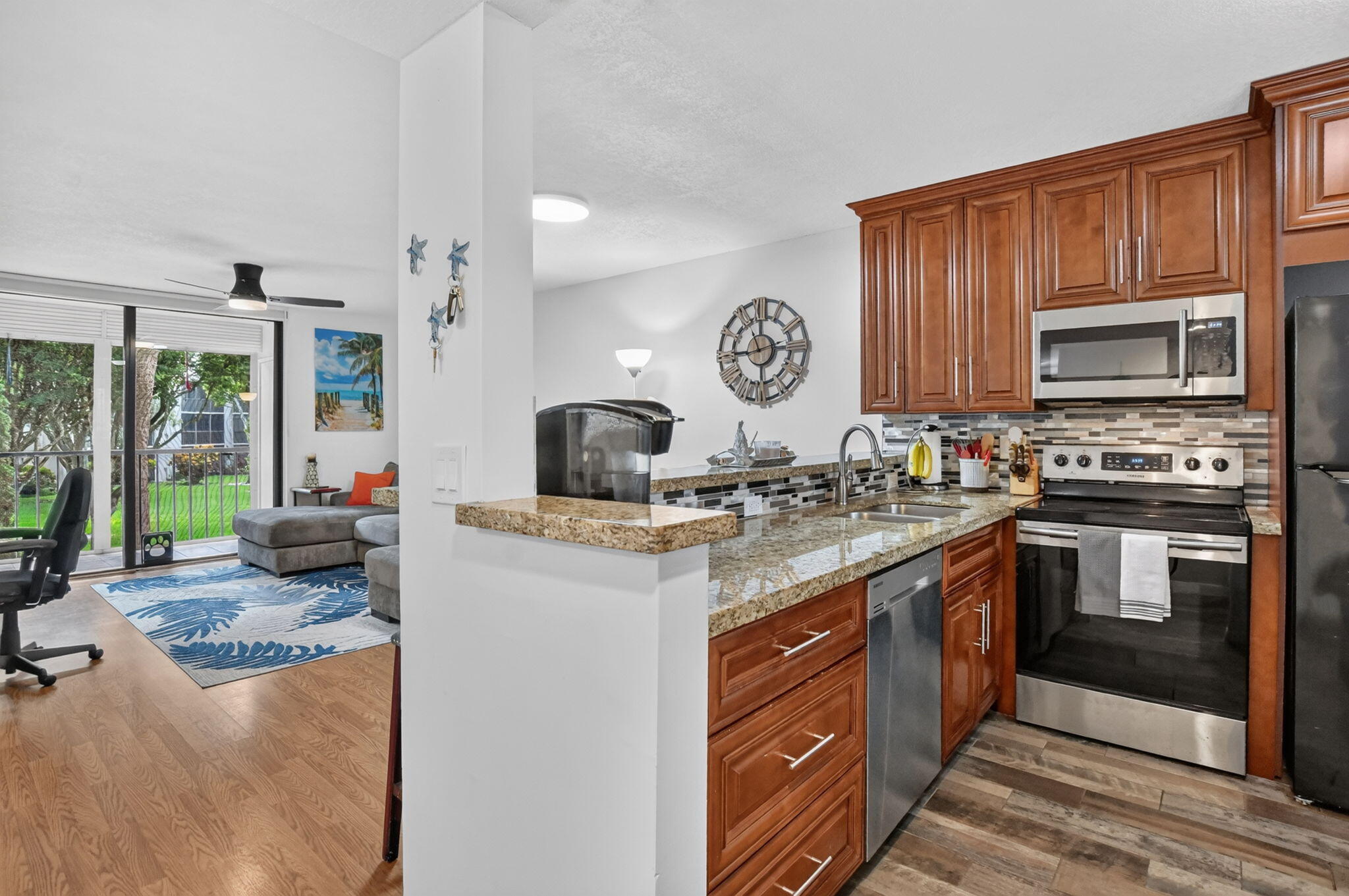 COCONUT PALM CONDO - Residential