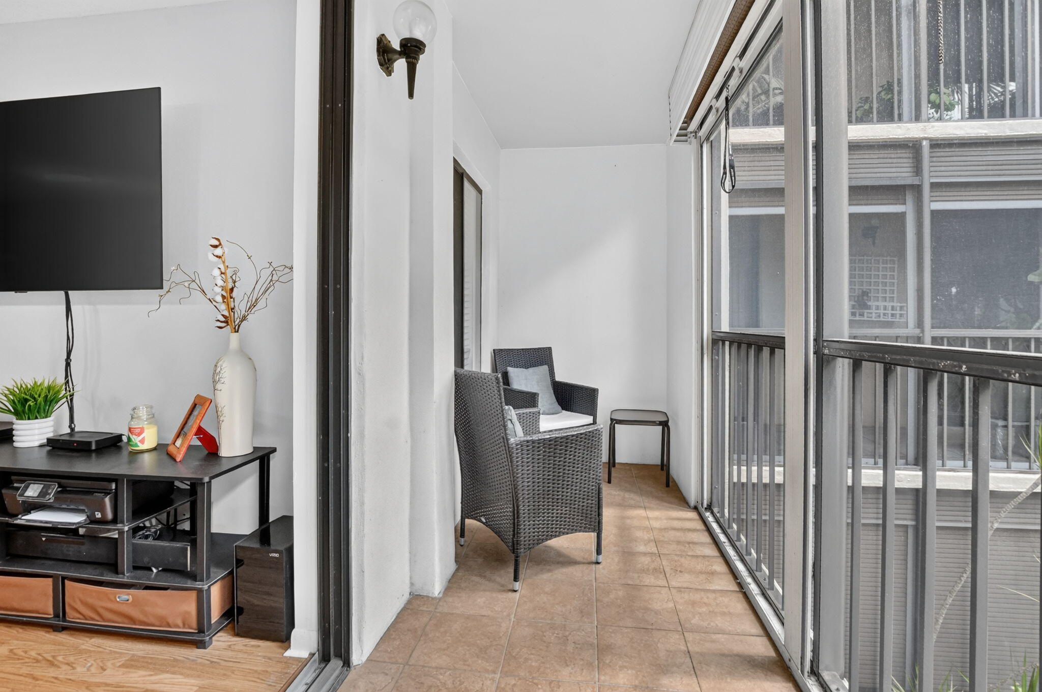 COCONUT PALM CONDO - Residential
