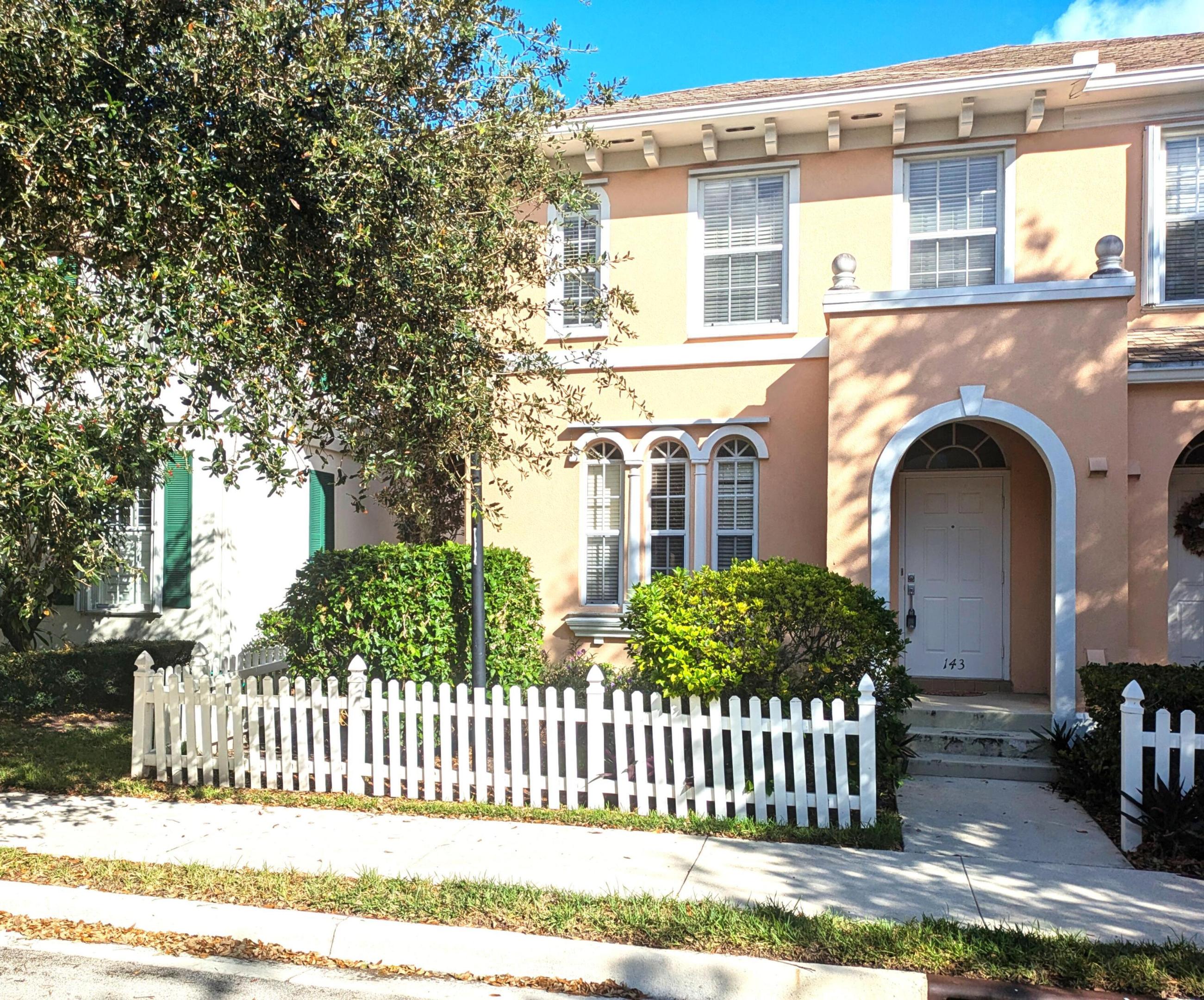 CAMBRIDGE AT ABACOA - Residential