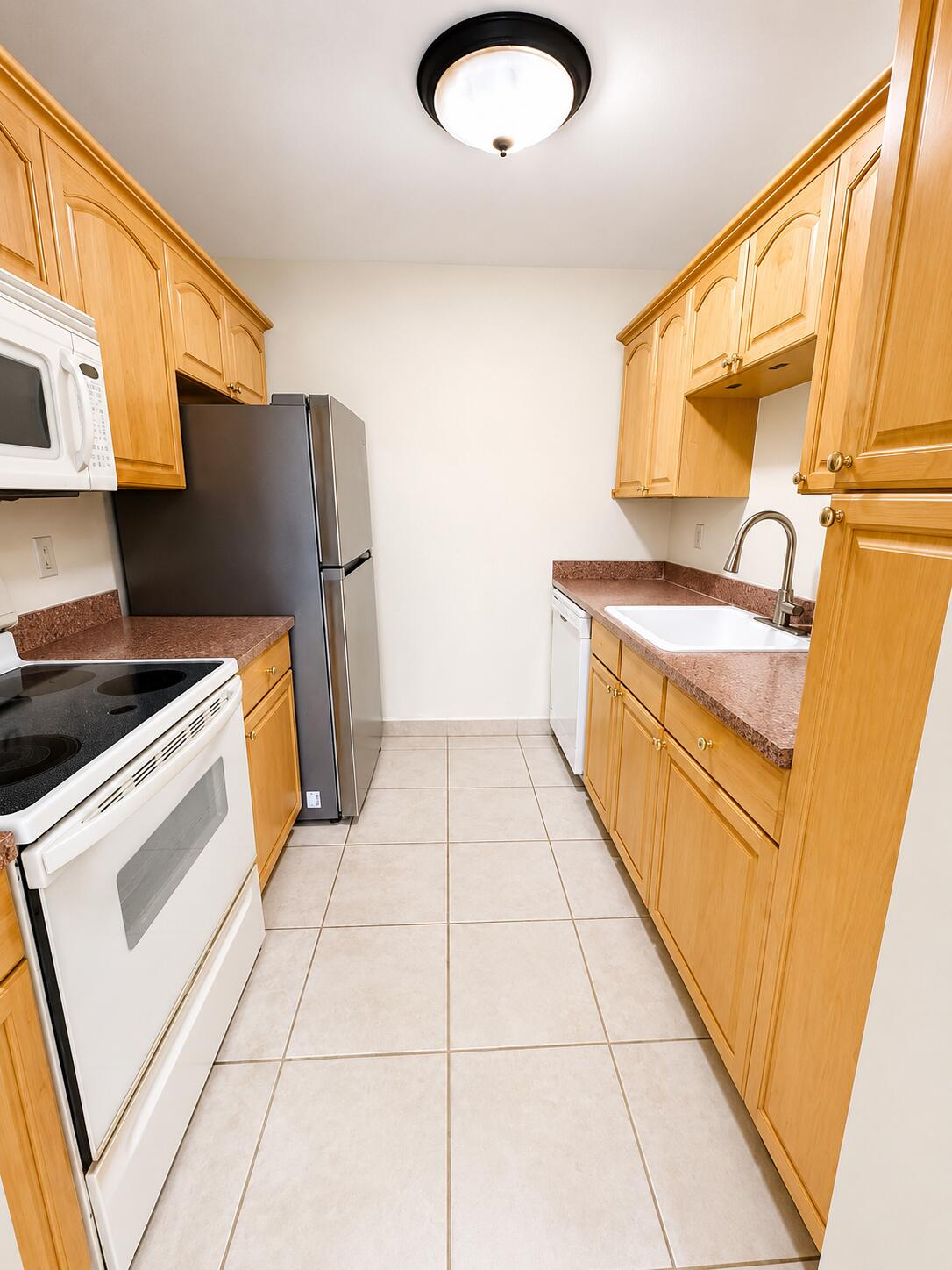 PALMLAND VILLAS I CONDO - Residential Lease