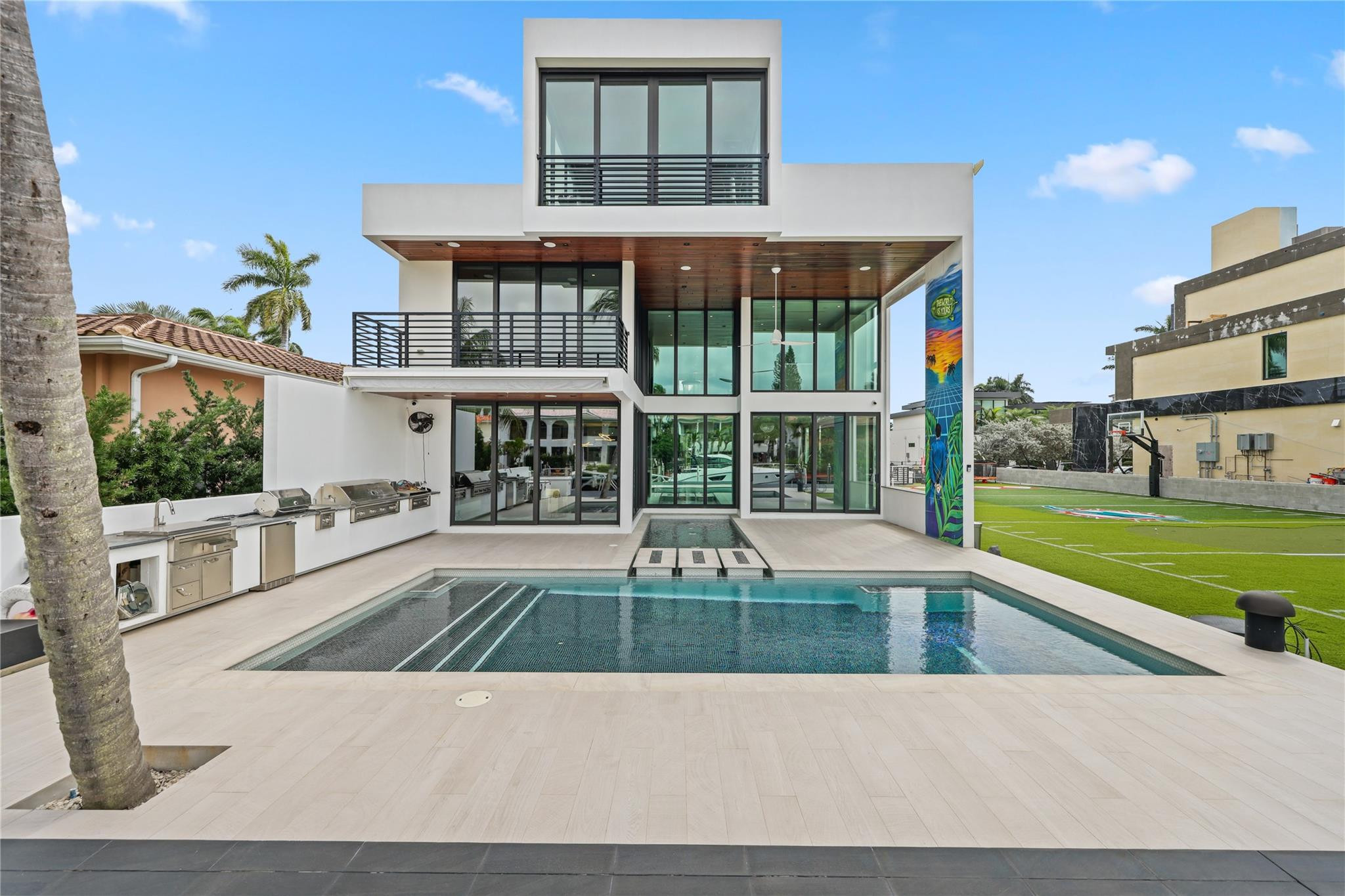 Venice 8-12 B - Residential