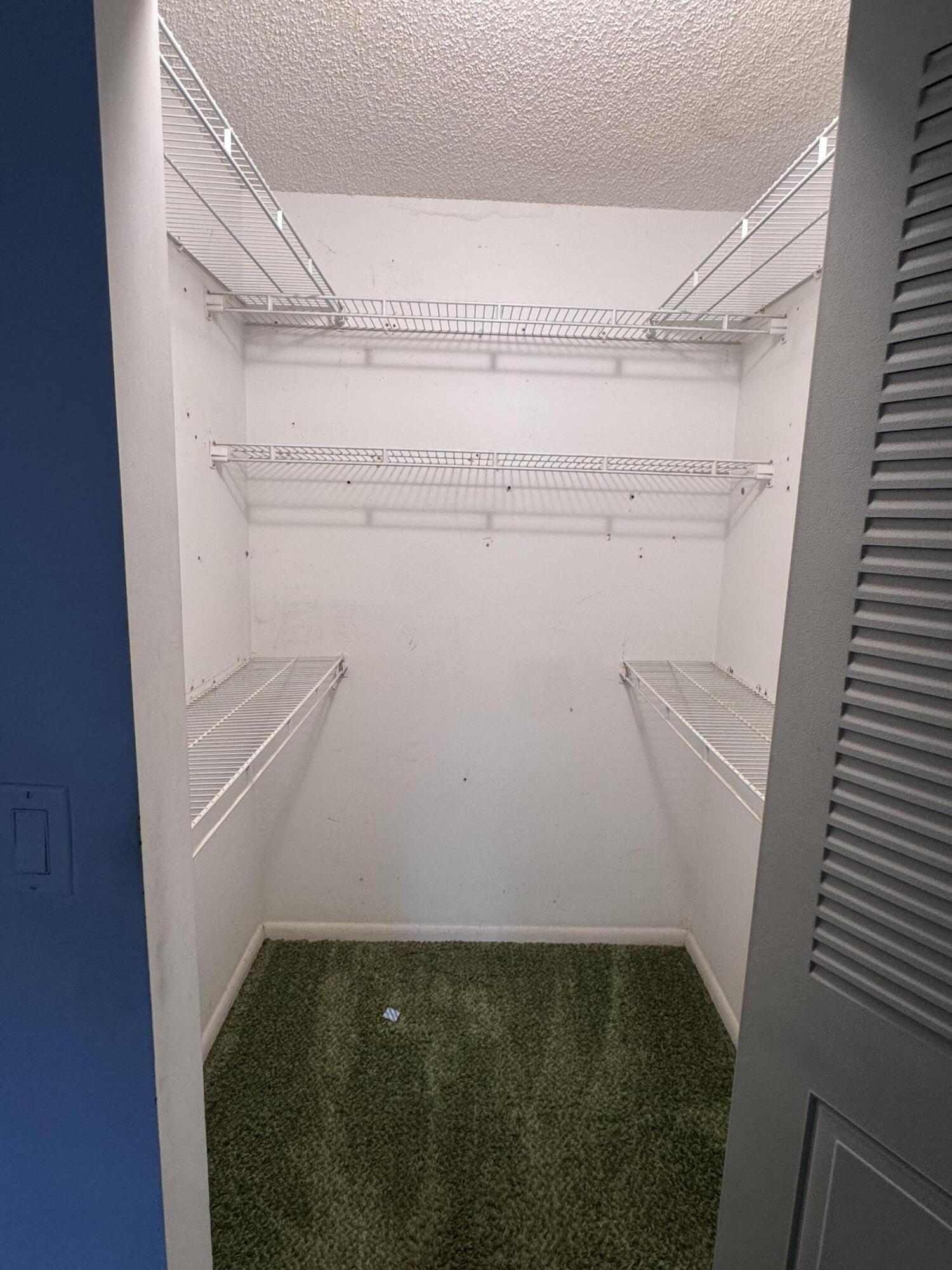 MEADOWS CONDO - Residential