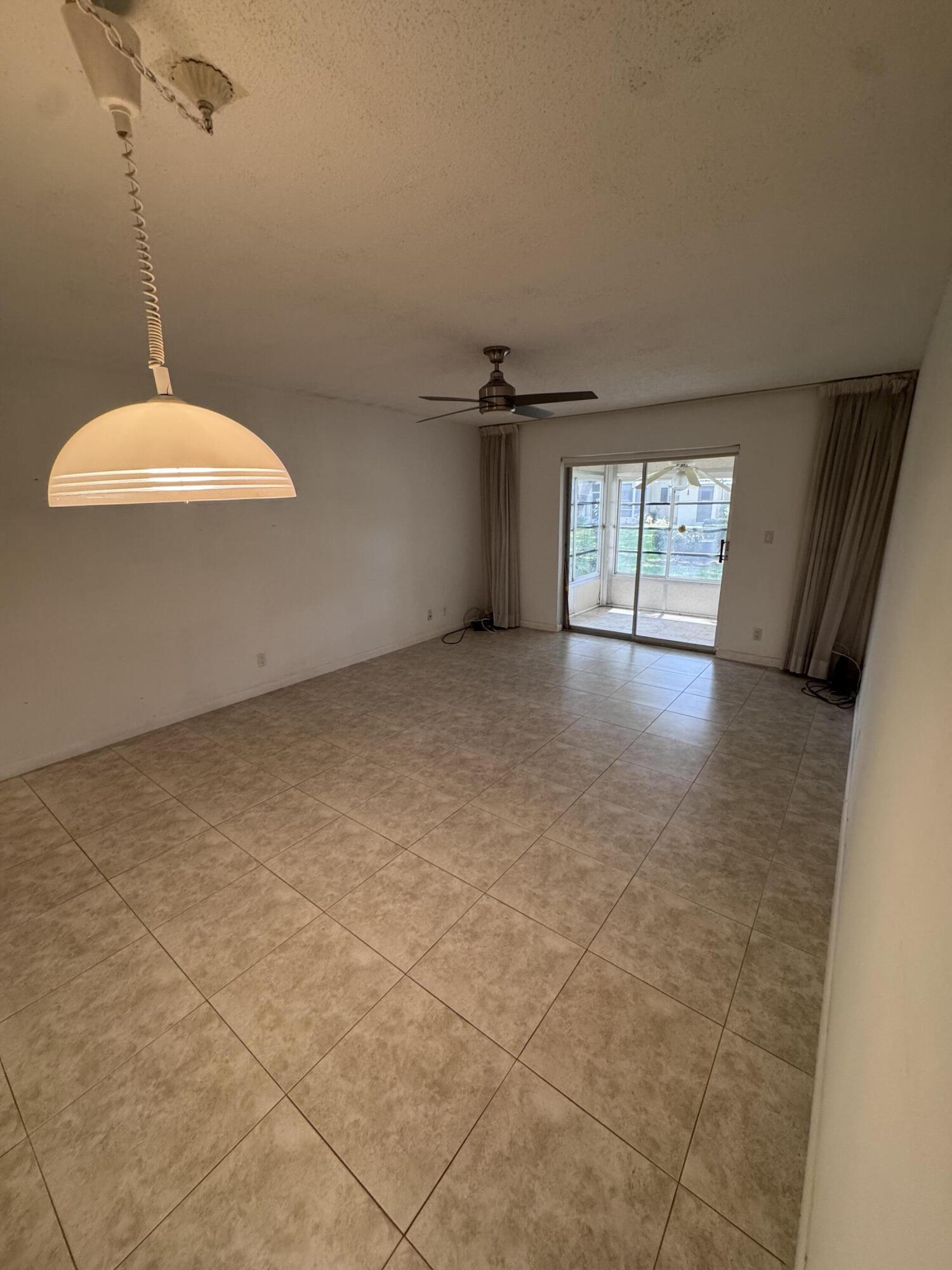 MEADOWS CONDO - Residential